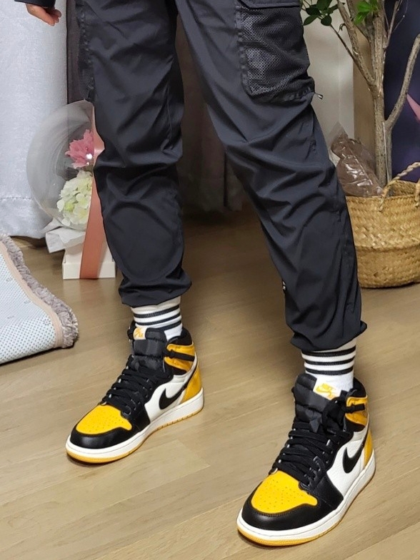 Jordan 1 Retro High OG Taxi 착용 스타일