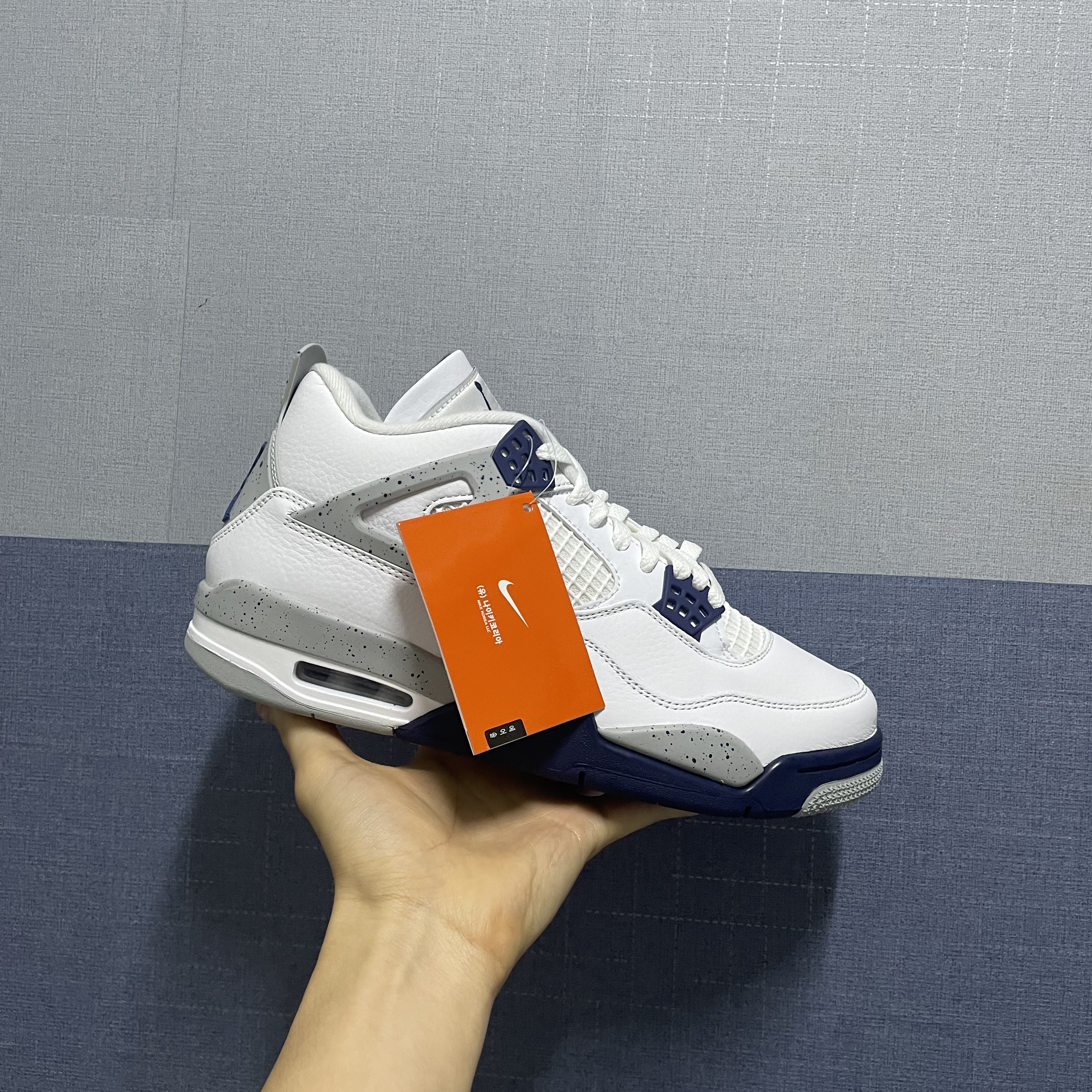 Jordan 4 Retro Midnight Navy 착용 스타일