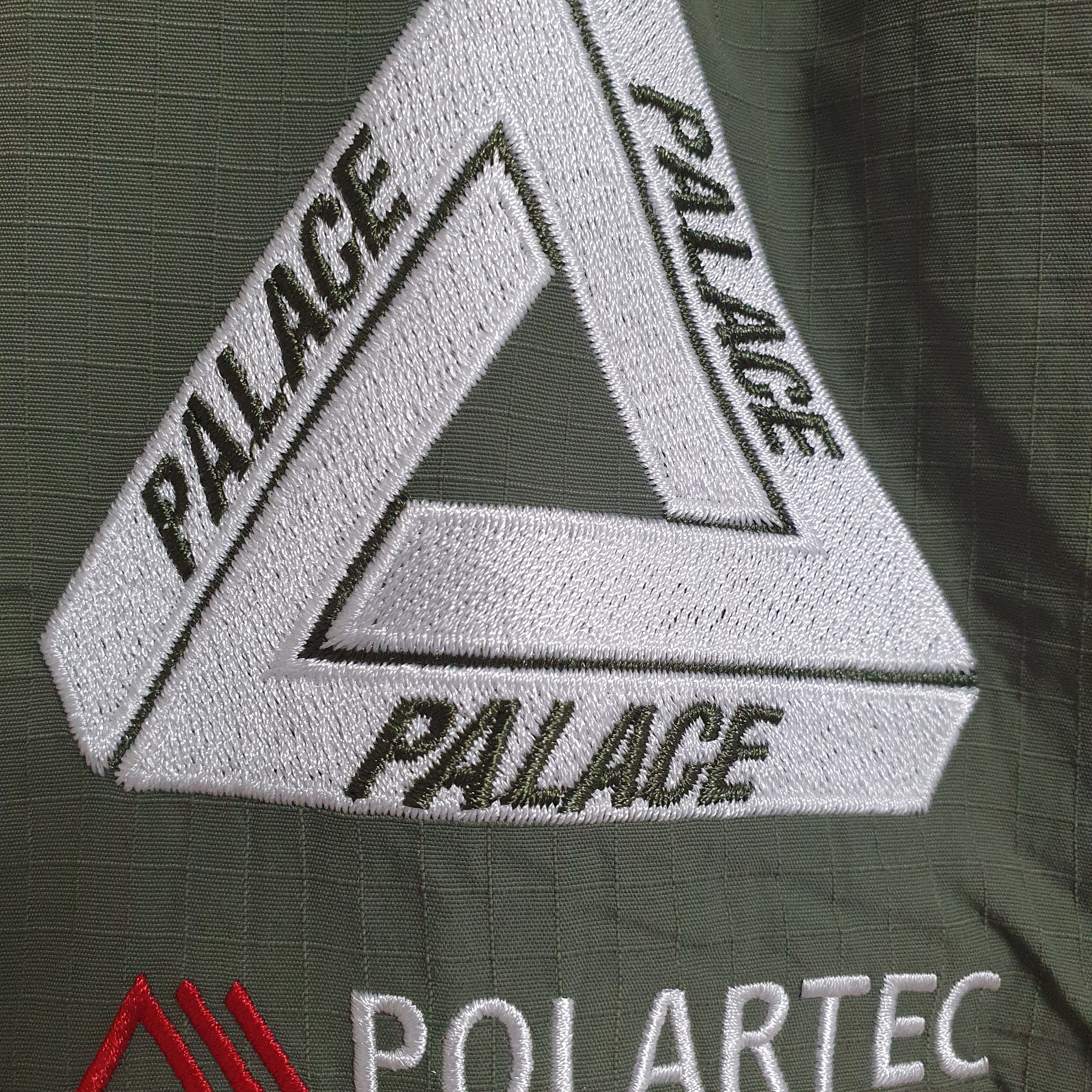 Palace Polartec Double Zip Funnel Olive - 22FW 착용 스타일 - 2