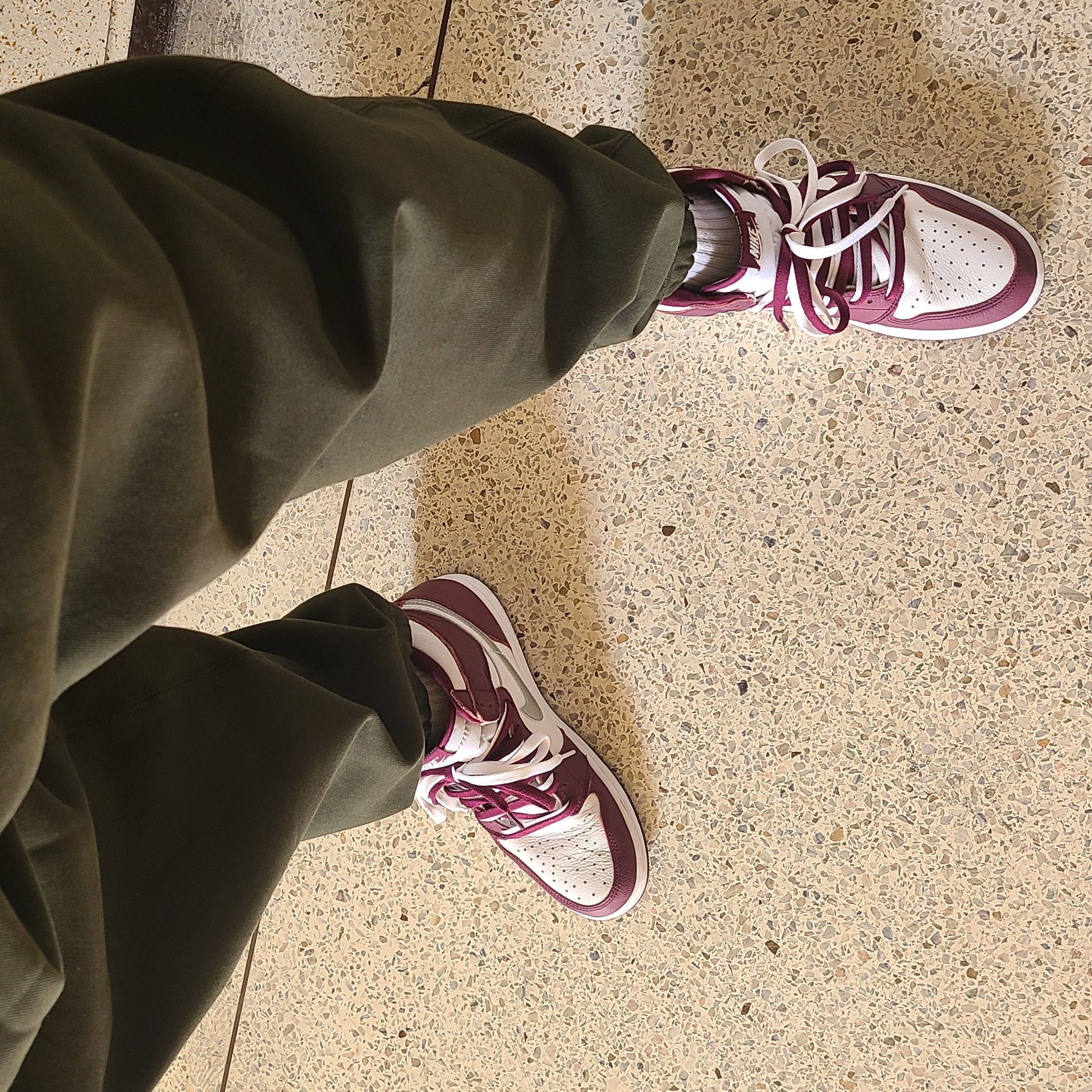 Nike x Billie Eilish NRG Fleece Pants Sequoia - Asia 착용 스타일