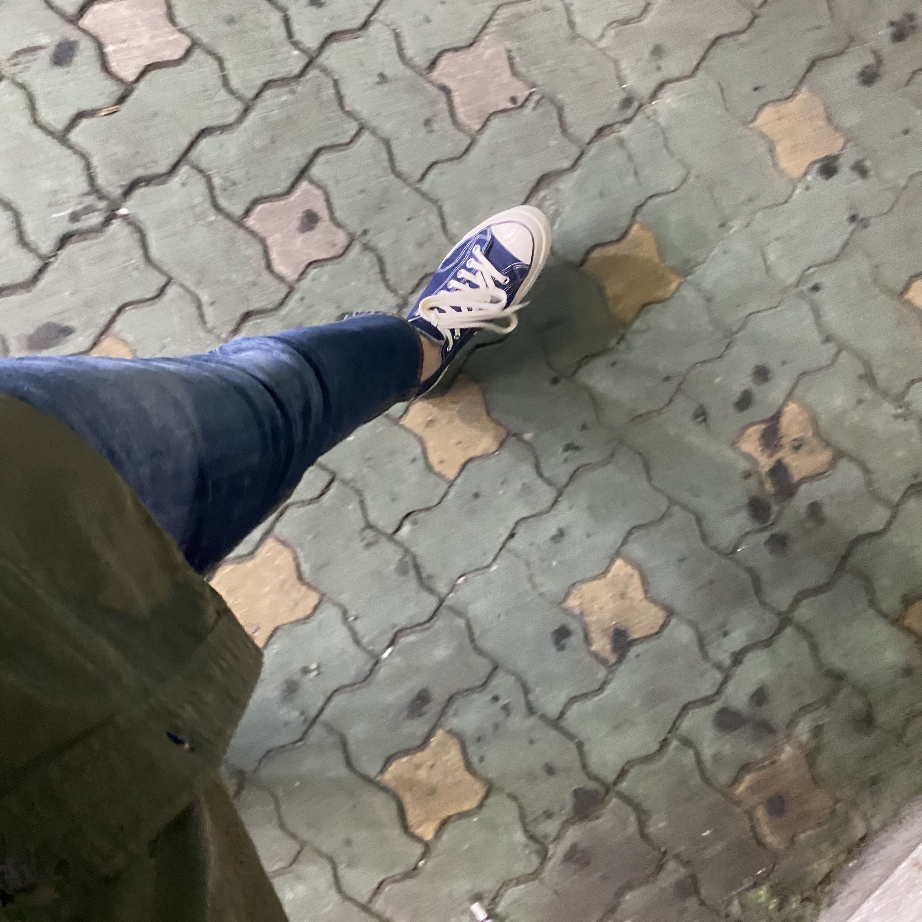 Converse Chuck 70 Ox Midnight Navy 착용 스타일 - 1
