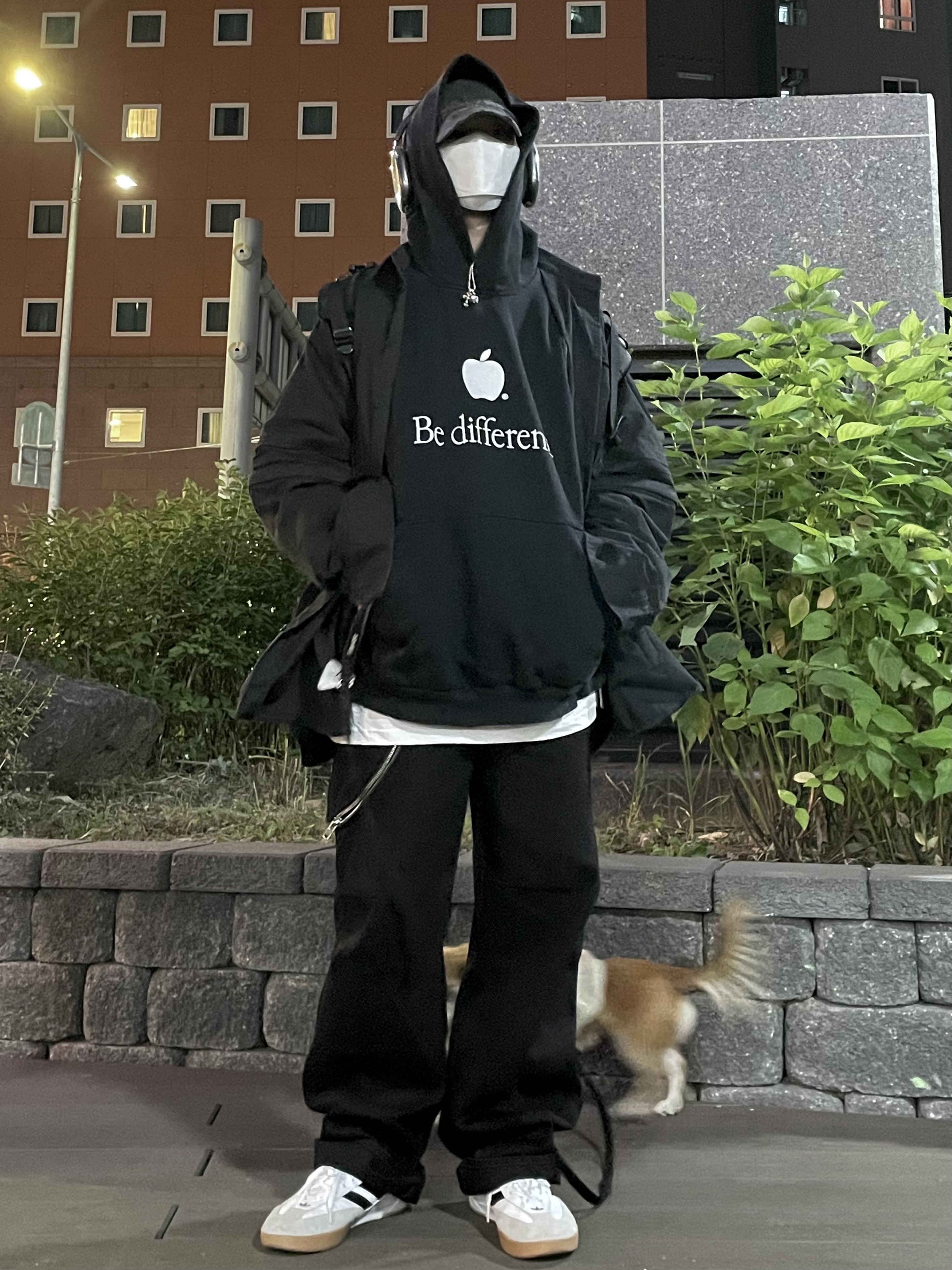Adidas Copa Nationale Millennium Cloud White Core Black, Balenciaga Be Different Hoodie Black 착용 스타일 - 1