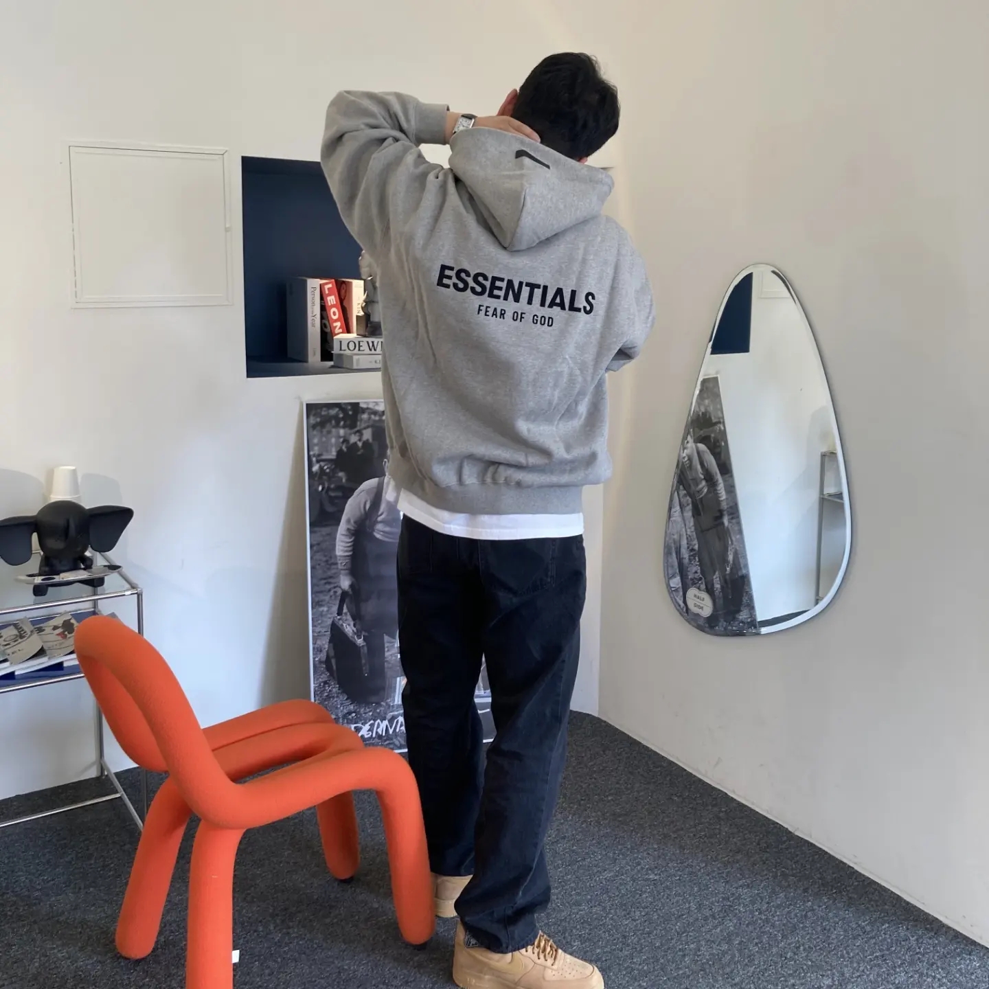 Essentials The Core Collection Hoodie Dark Oatmeal, Cartier Tank Must Watch Extra Large Automatic Steel Calfskin Black 착용 스타일