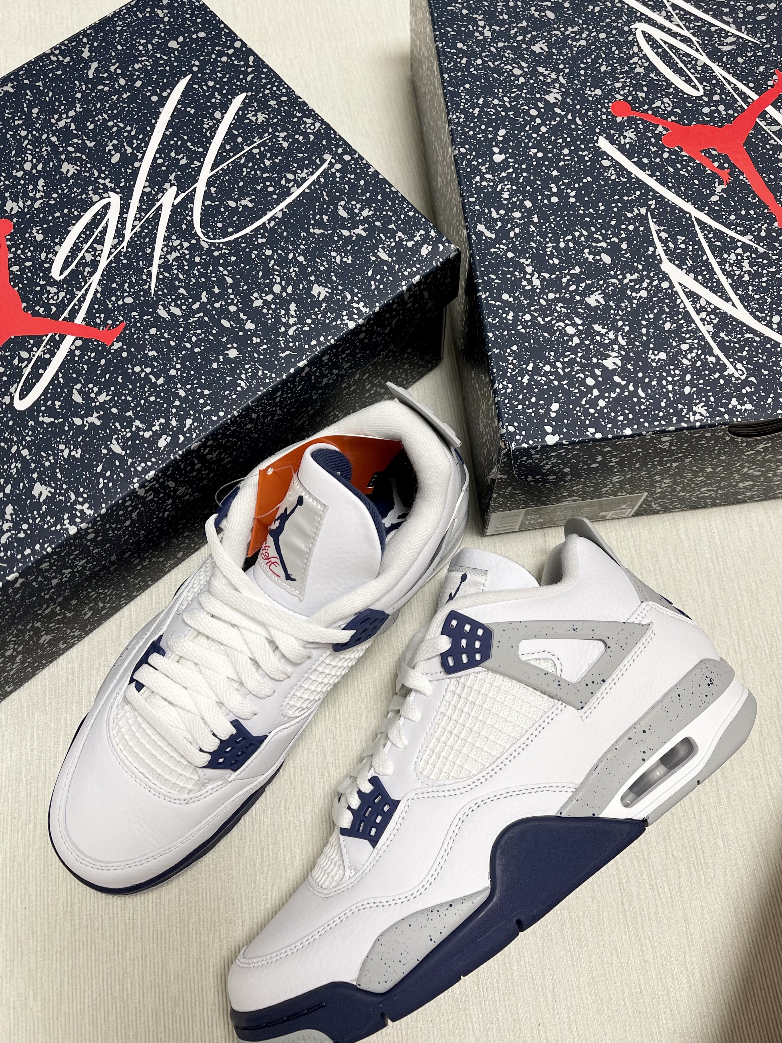 Jordan 4 Retro Midnight Navy 착용 스타일