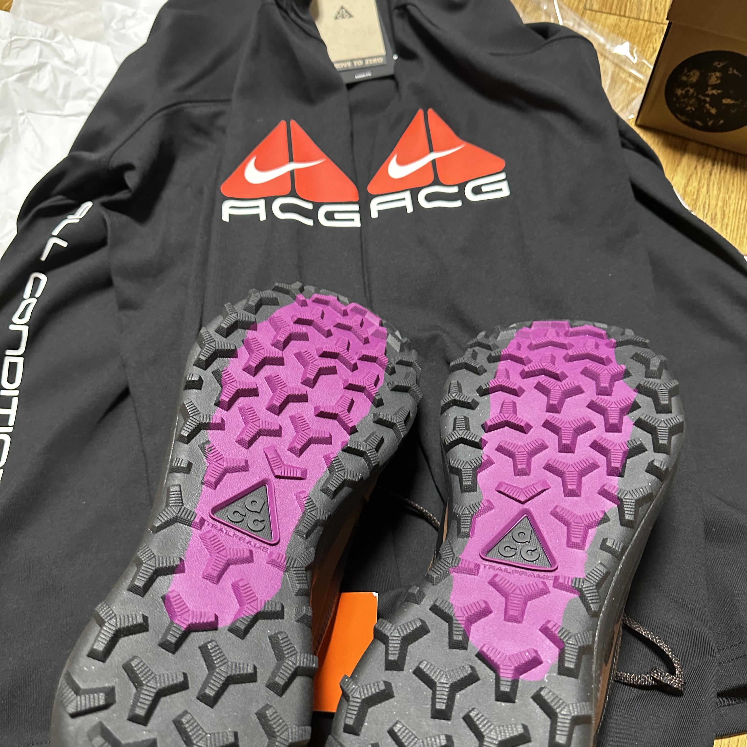 Nike ACG Lowcate Cacao Wow 착용 스타일 - 2