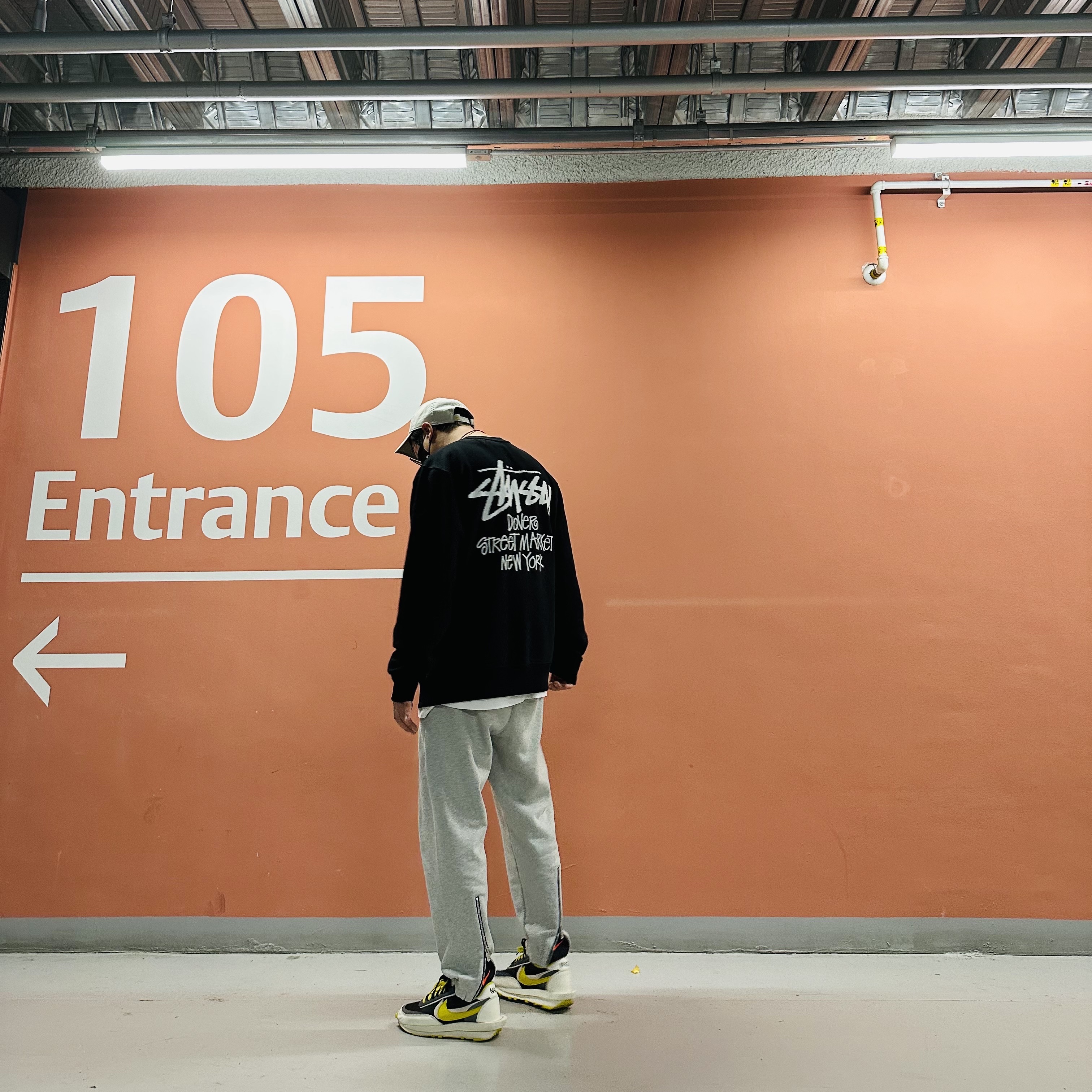 Stussy Stock DSM New York Crew Black 2021, Nike x Sacai x Undercover LDWaffle Black Bright Citron 착용 스타일 - 2