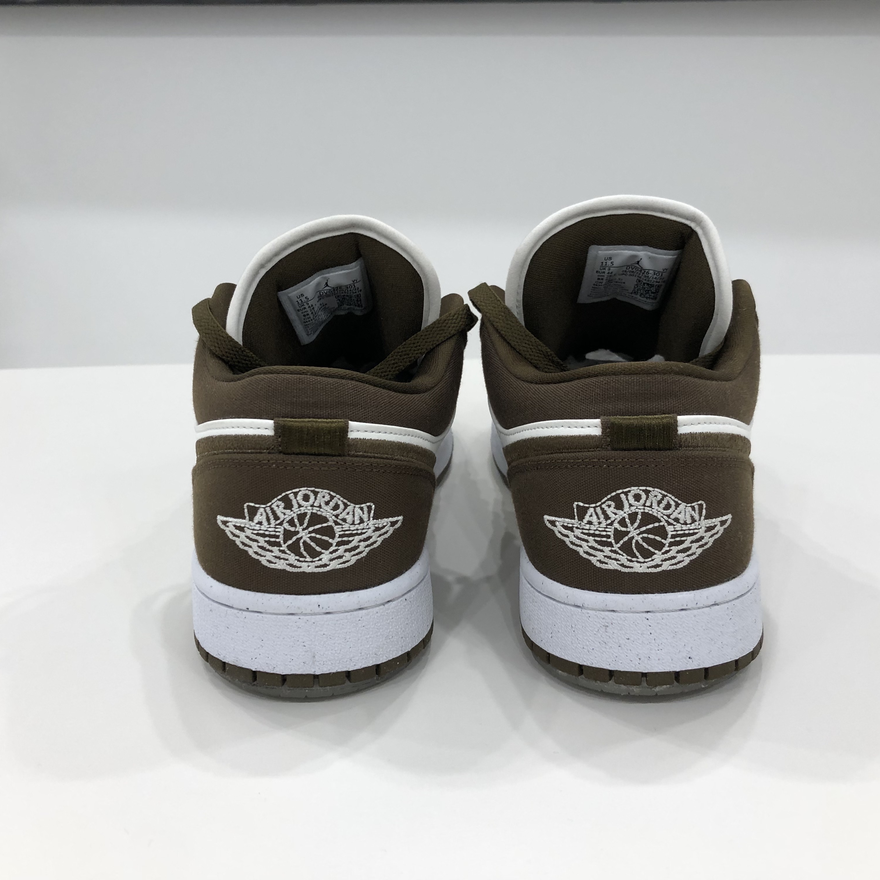 (W) Jordan 1 Low SE Light Olive 착용 스타일 - 3