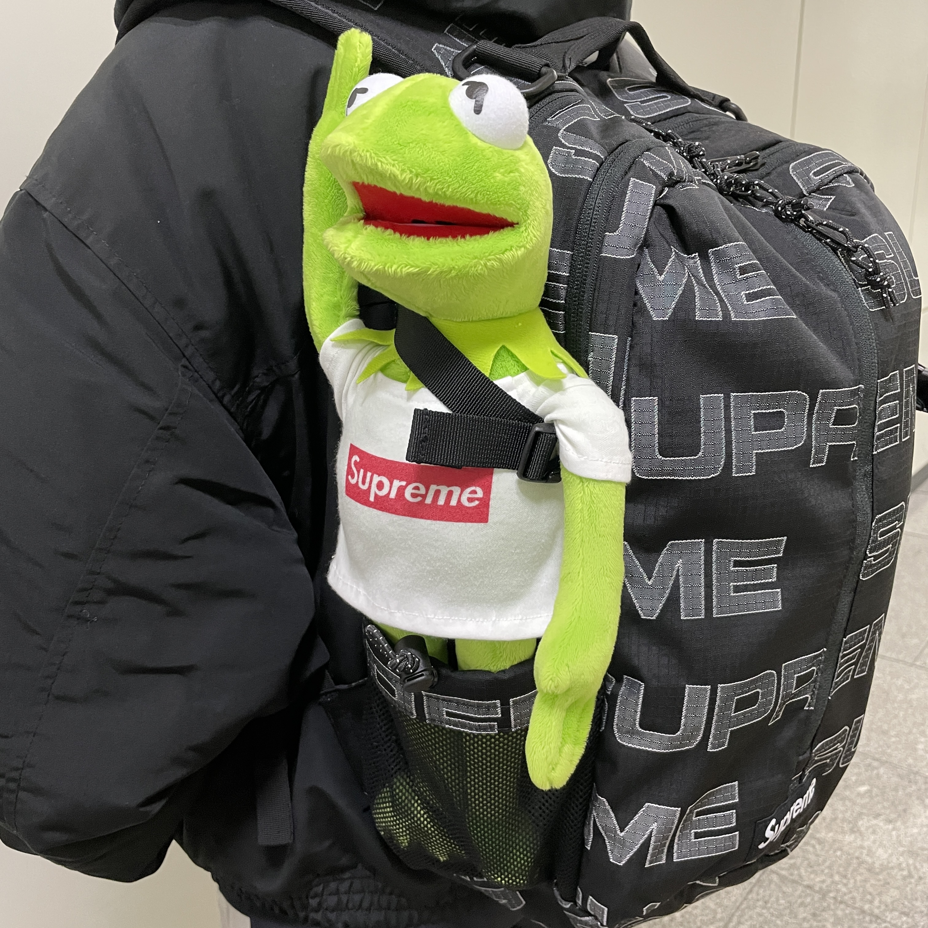 Supreme Backpack Black - 21FW 착용 스타일