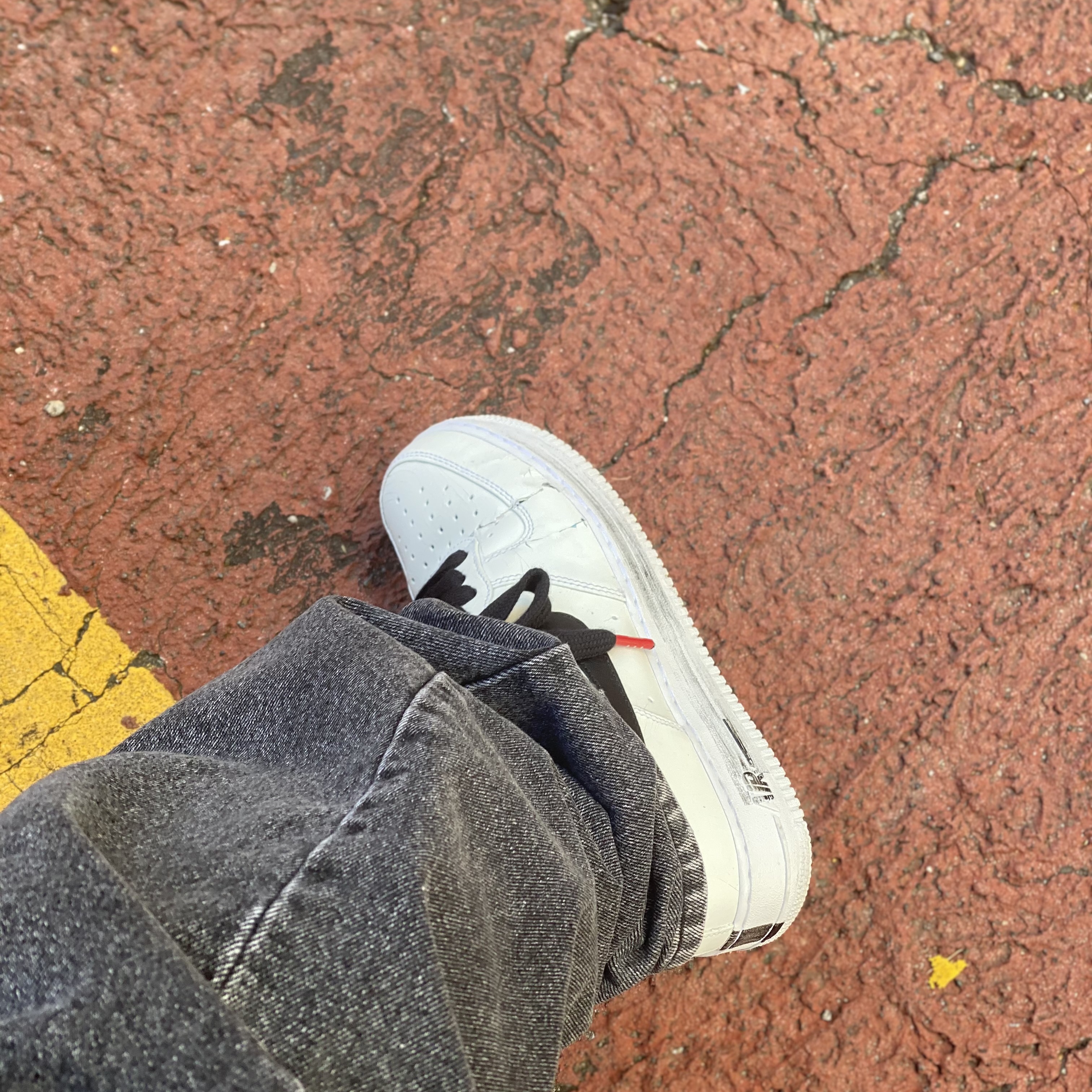 Nike x Peaceminusone Air Force 1 Low Para-Noise 2.0 착용 스타일 - 3