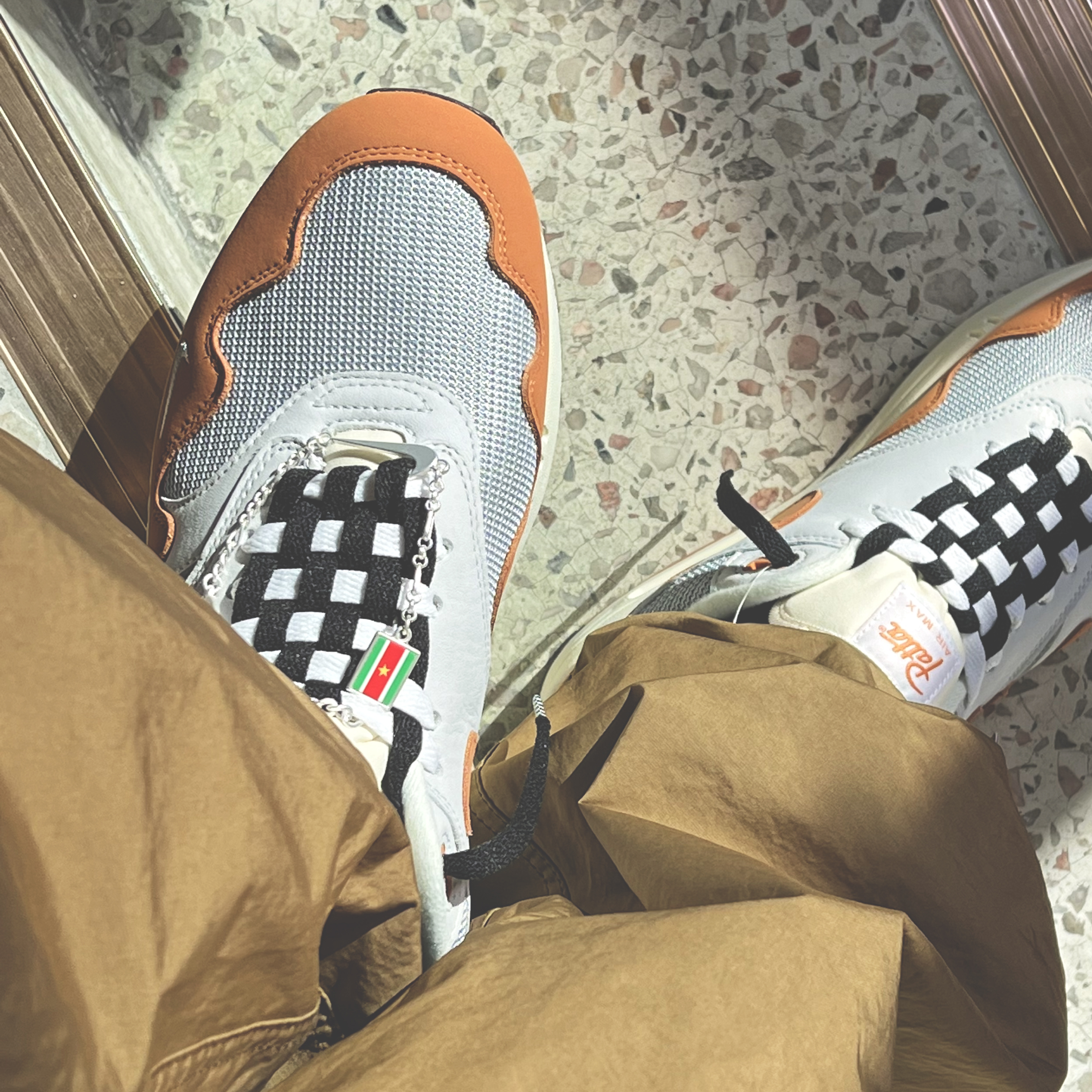 Nike x Patta Air Max 1 Noise Aqua, Nike x Patta Air Max 1 Monarch 착용 스타일 - 2