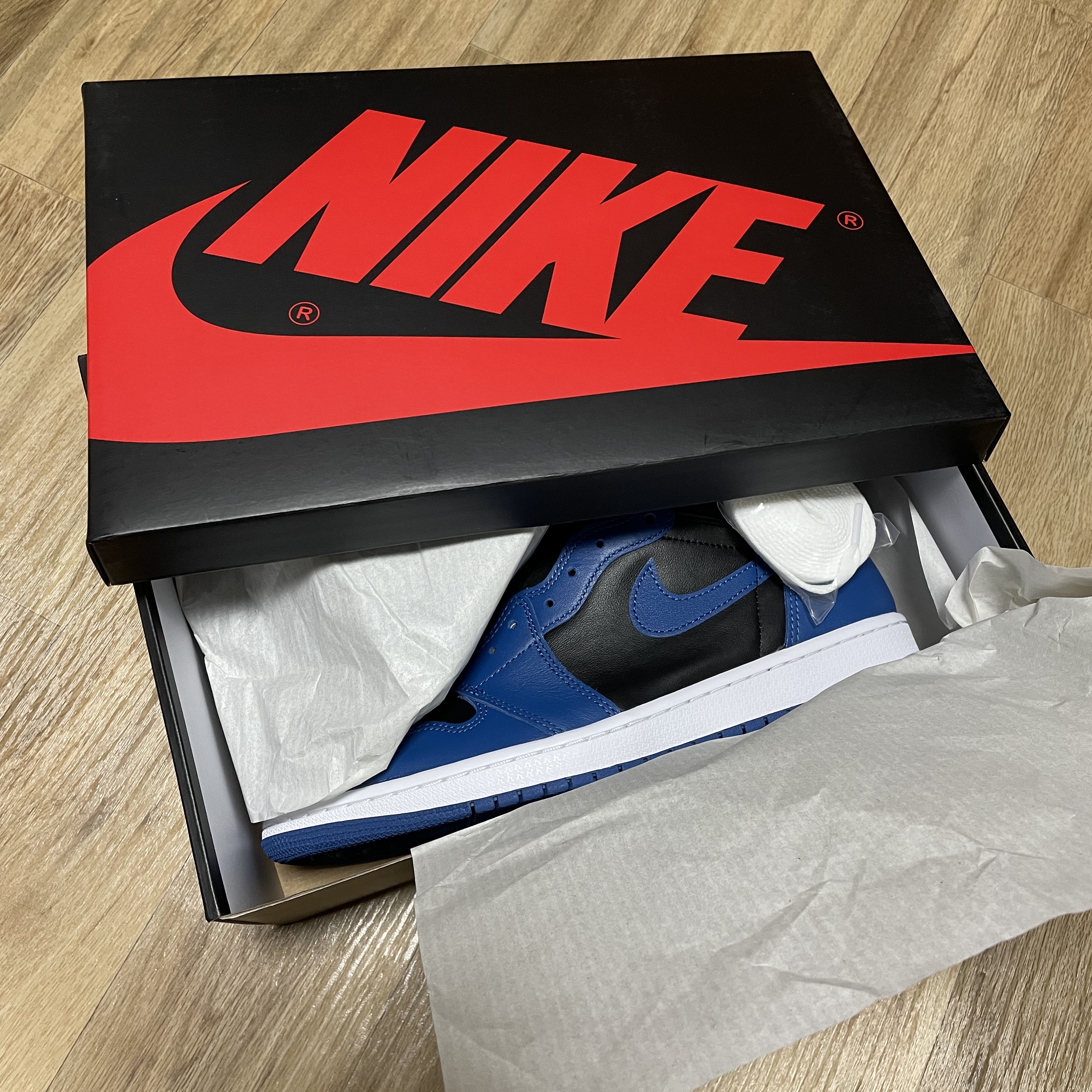 Jordan 1 Retro High OG Dark Marina Blue 착용 스타일