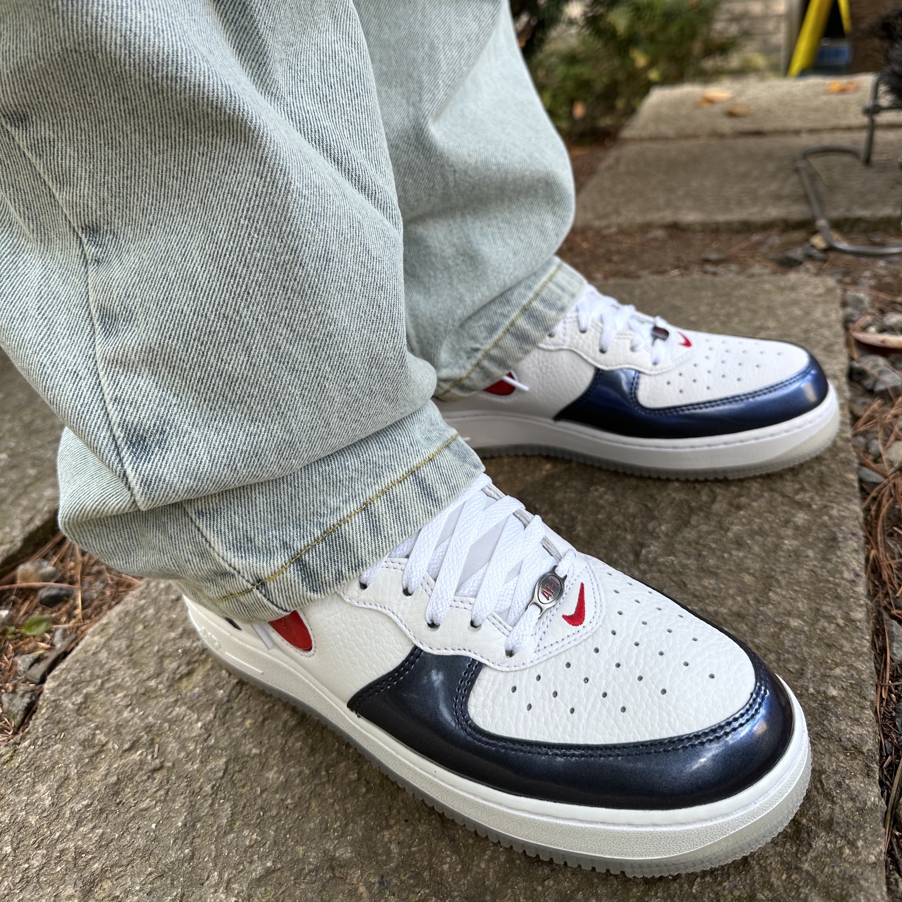 Nike Air Force 1 Mid QS University Red and Midnight Navy, Supreme Gremlins Hockey Jersey White - 22FW 착용 스타일 - 4