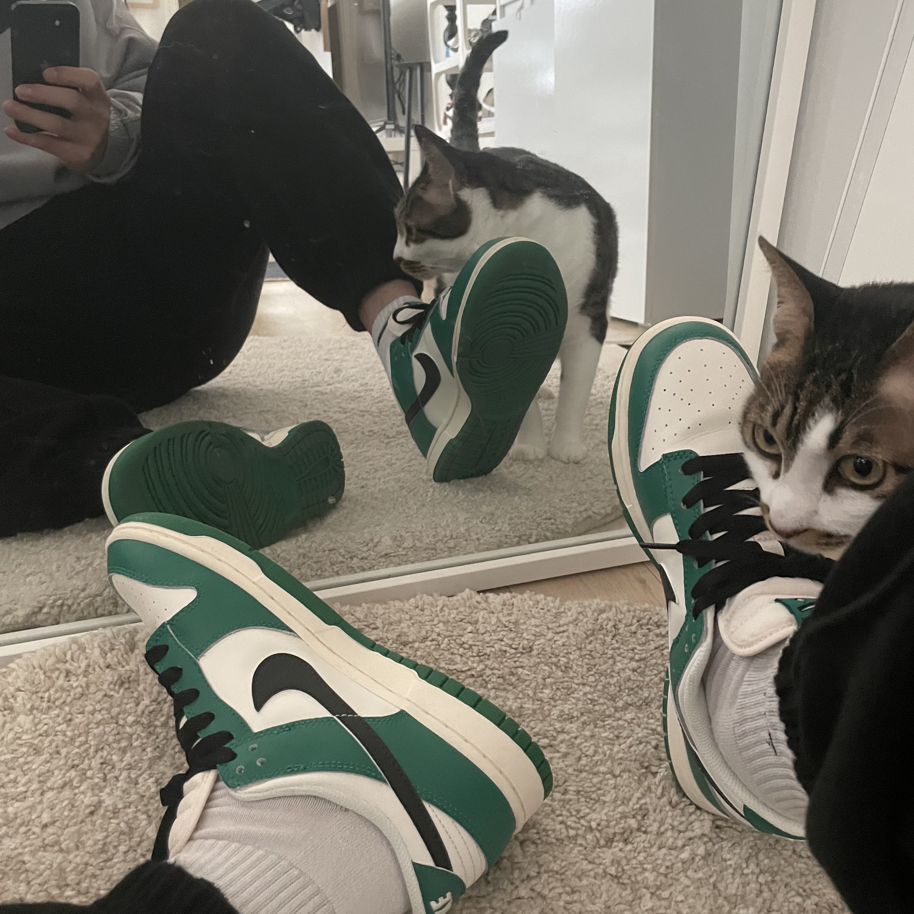 Nike Dunk Low Retro SE Jackpot Malachite 착용 스타일 - 1