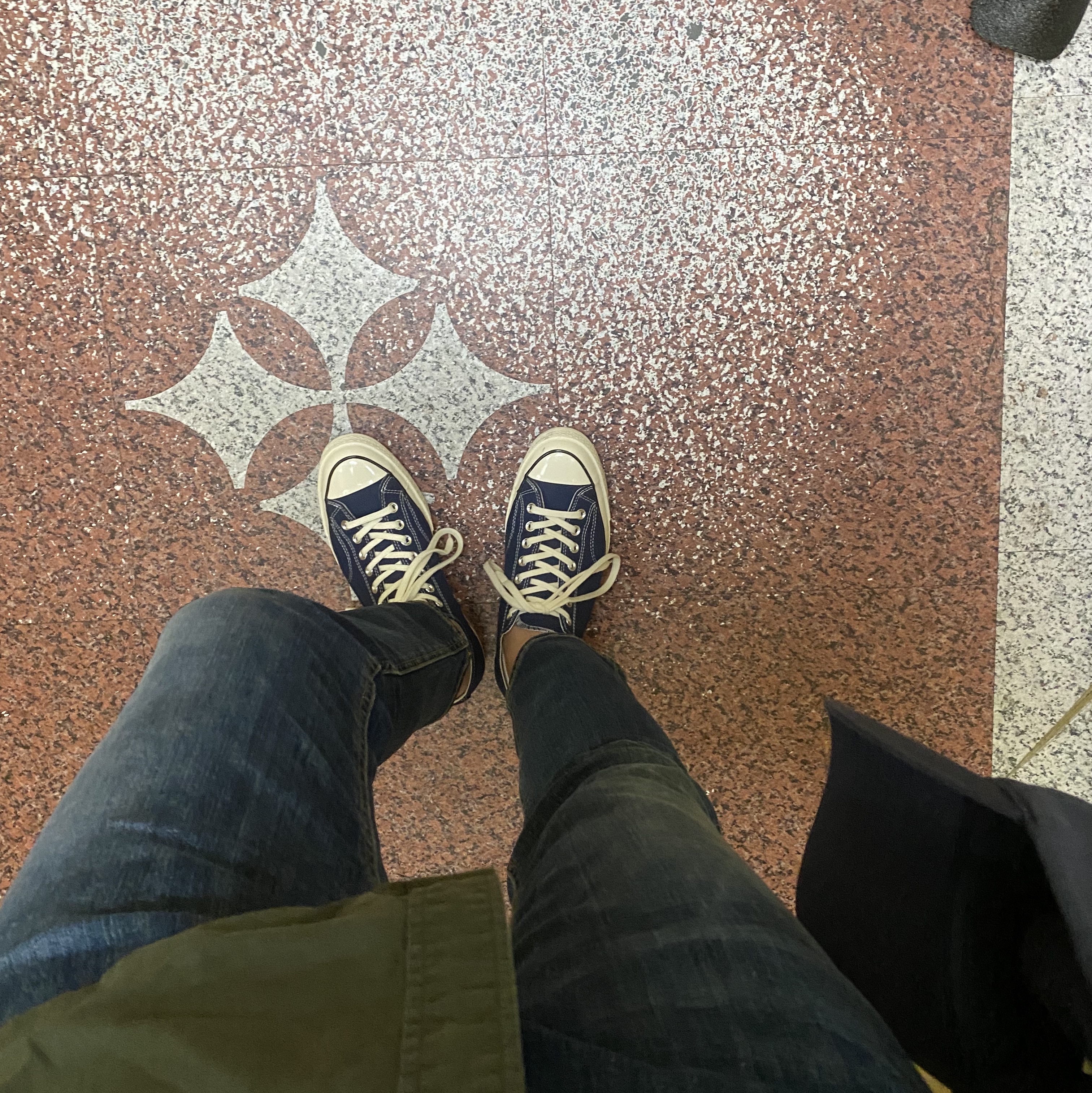 Converse Chuck 70 Ox Midnight Navy 착용 스타일 - 3