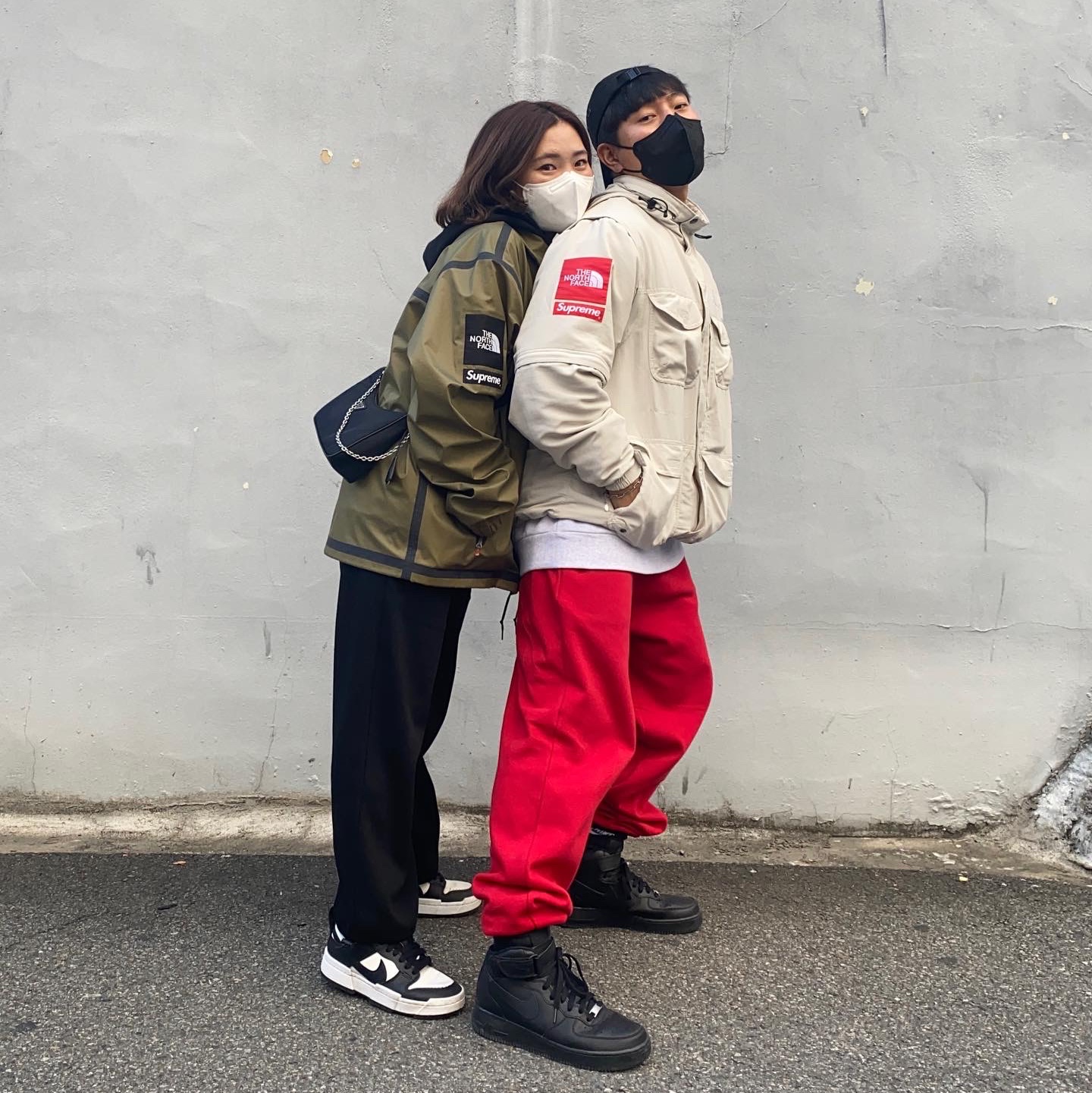 Nike Air Force 1 Mid '07 Black, (W) Nike Dunk Low Disrupt Black White 착용 스타일