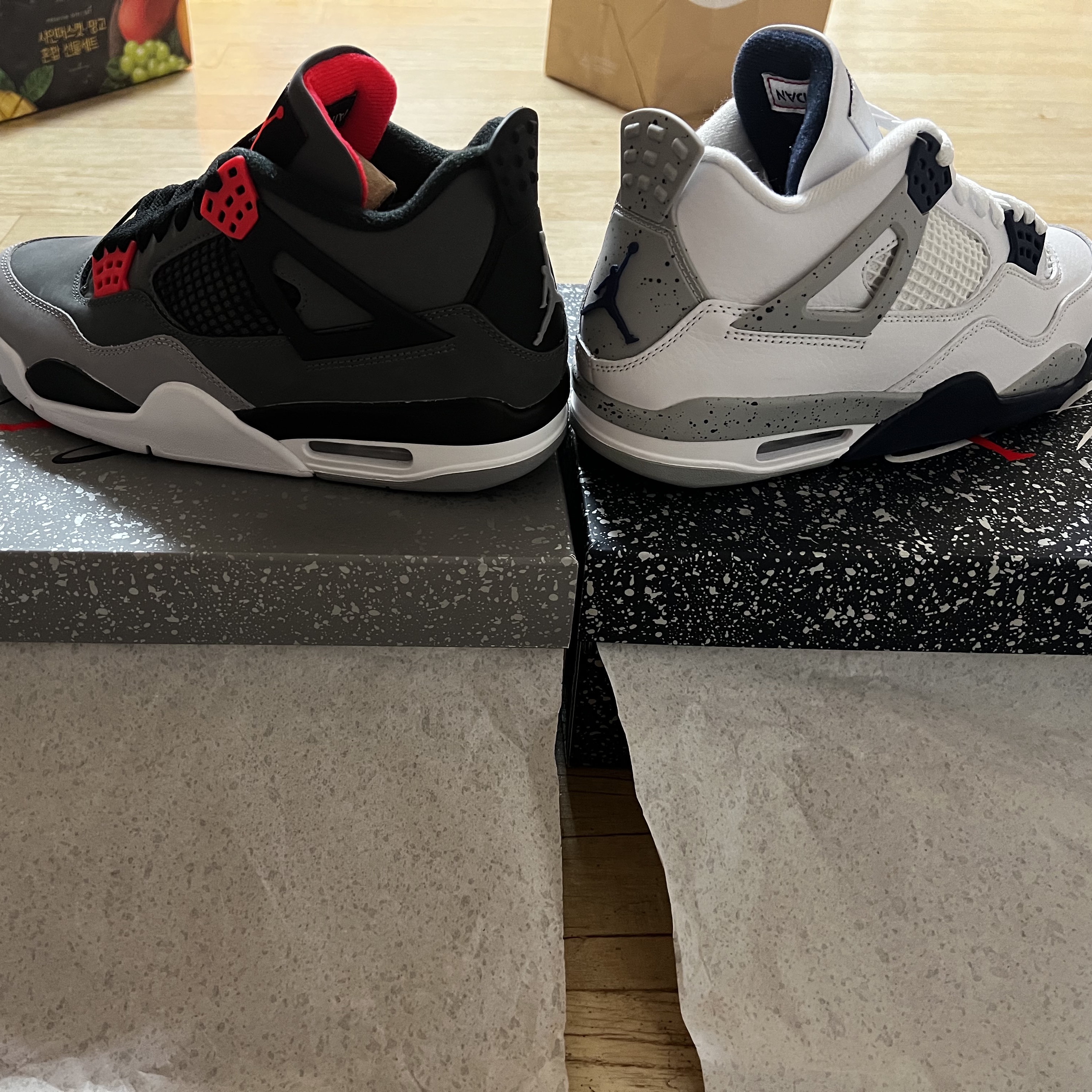 Jordan 4 Retro Infrared, Jordan 4 Retro Midnight Navy 착용 스타일 - 1