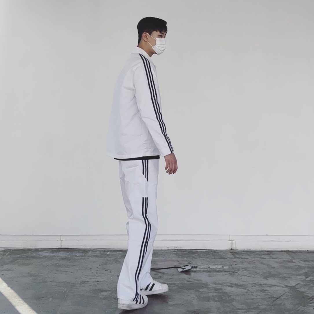 Adidas x Prada Superstar White Black 착용 스타일 - 2