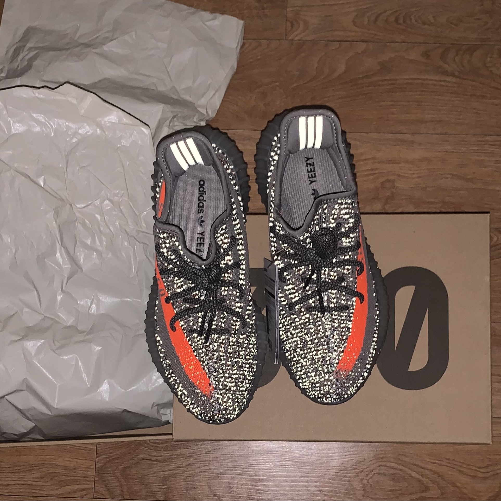 Adidas Yeezy Boost 350 V2 Beluga - Reflective, Adidas Yeezy Boost 350 V2 Zebra 2017/2019/2020 착용 스타일 - 1