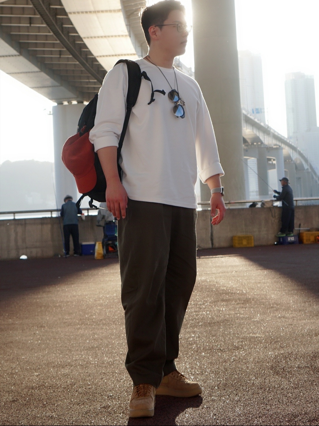 Nike Air Force 1 '07 WB Flax 착용 스타일