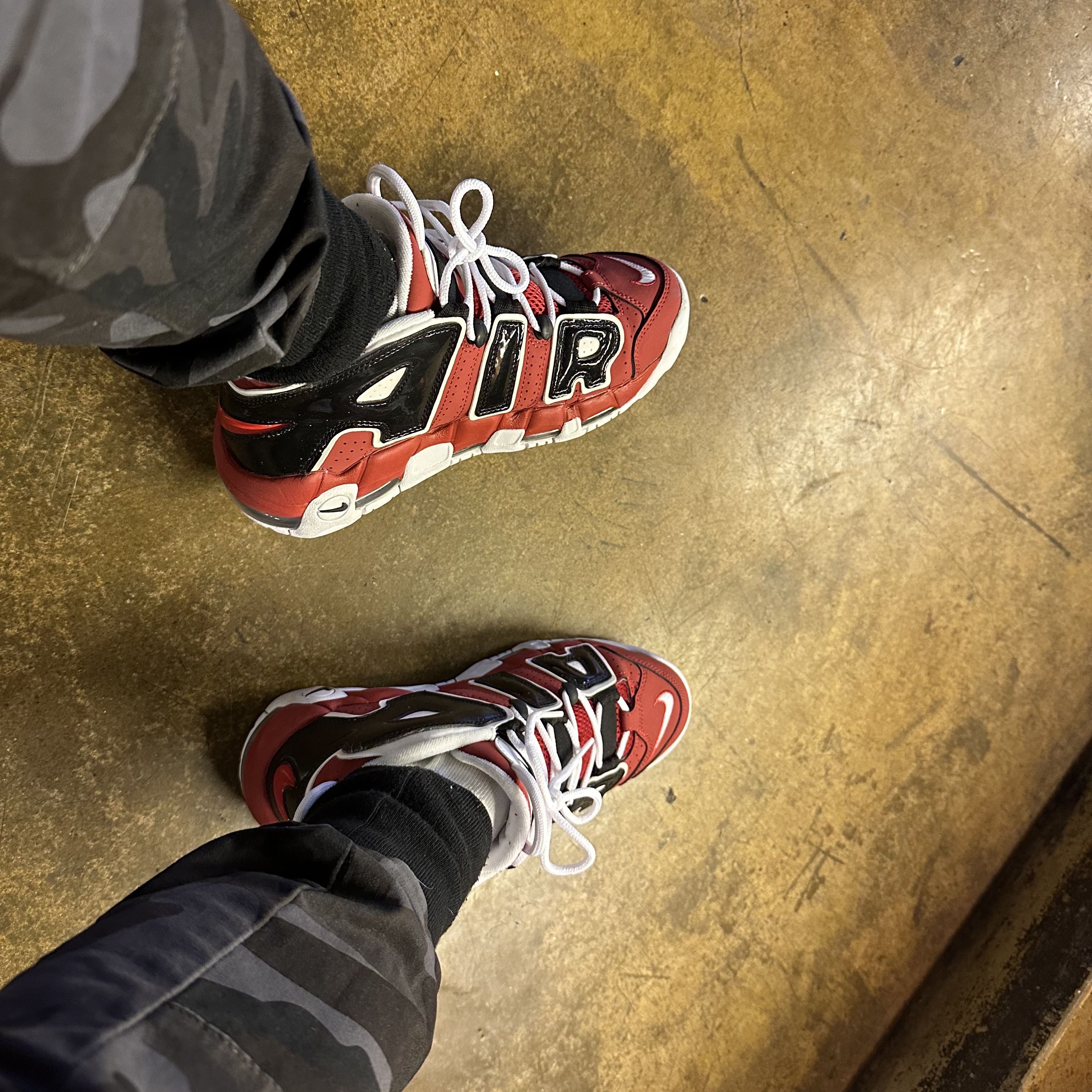 Nike Air More Uptempo 96 Bulls 2021 착용 스타일 - 2