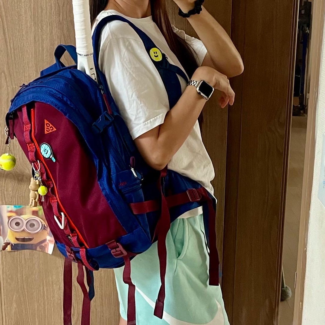 Nike ACG Karst Backpack Blue Void Dark Beetroot 착용 스타일 - 4