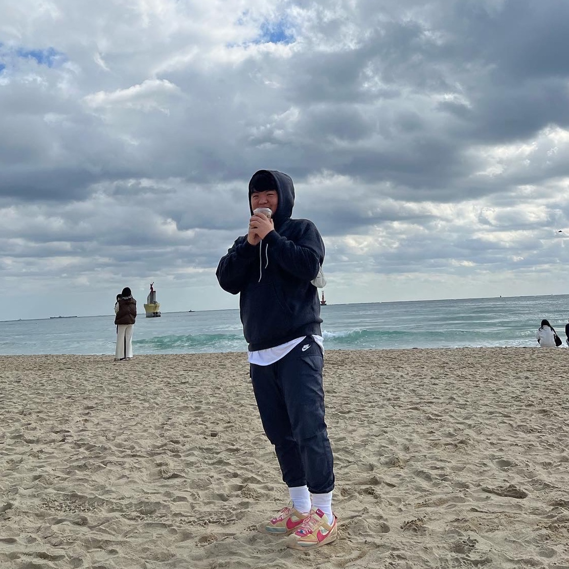Nike x Union Cortez SP Sesame, Nike NRG Solo Swoosh Fleece Hoodie Black White - Asia 착용 스타일