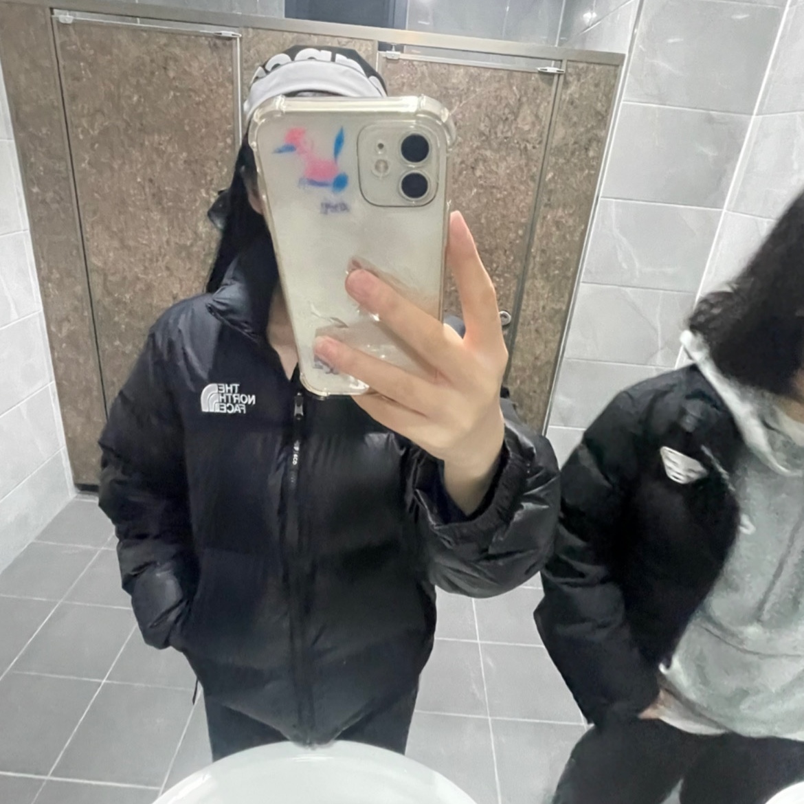 The North Face 1996 Eco Nuptse Jacket Black 착용 스타일 - 2
