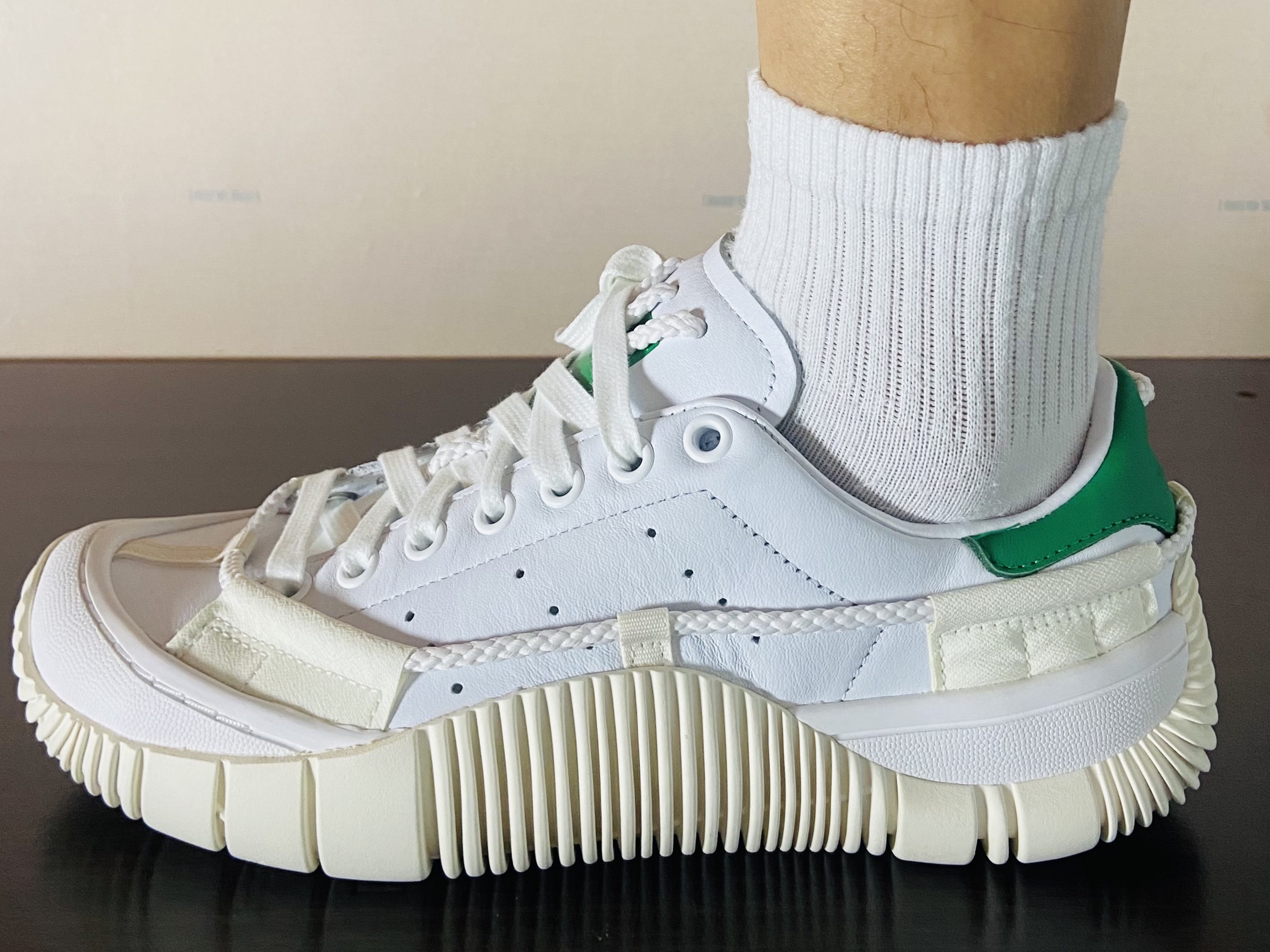 Adidas x Craig Green Scuba Stan Off White Green 착용 스타일