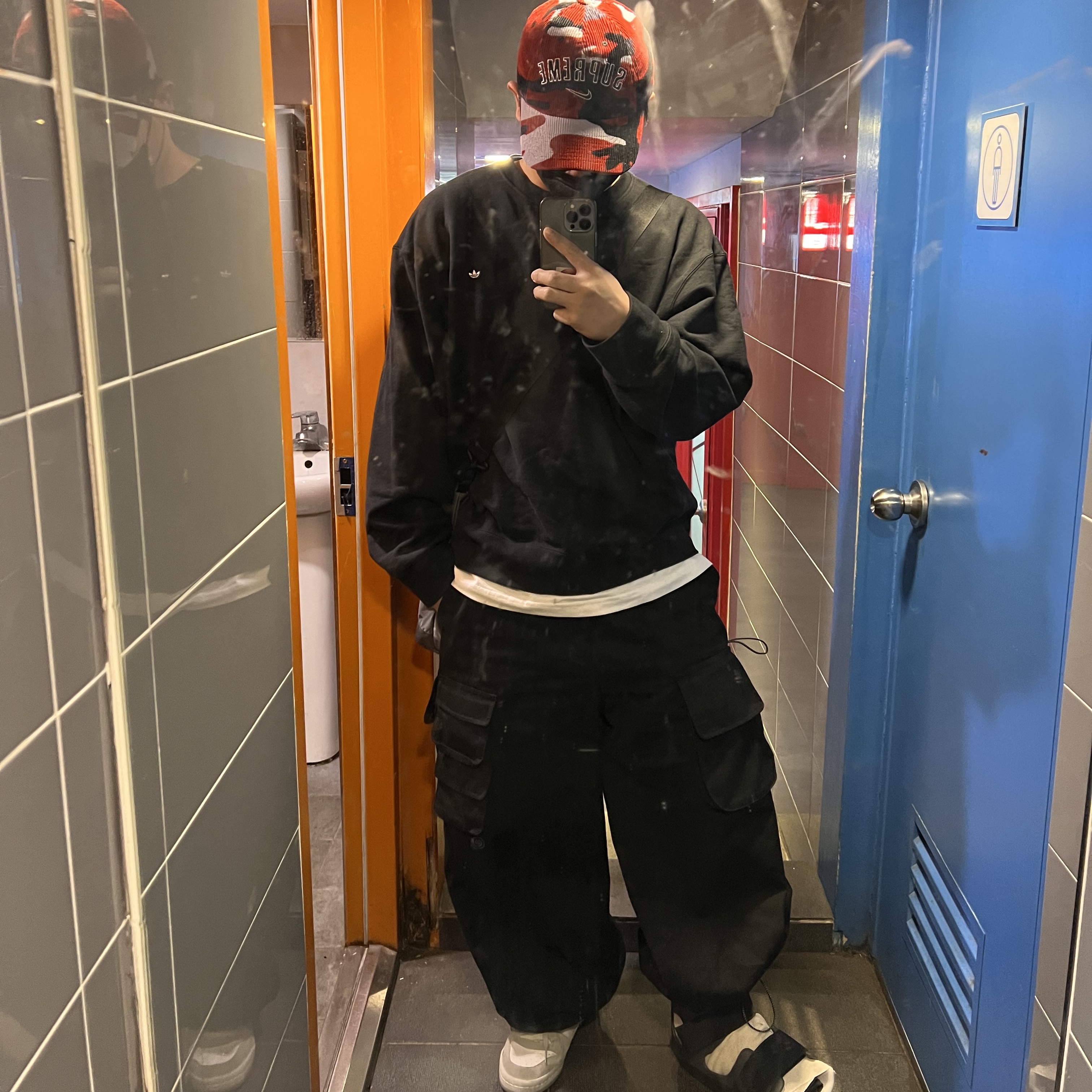Supreme x Nike Arc Corduroy 6-Panel Red Camo - 22SS 착용 스타일