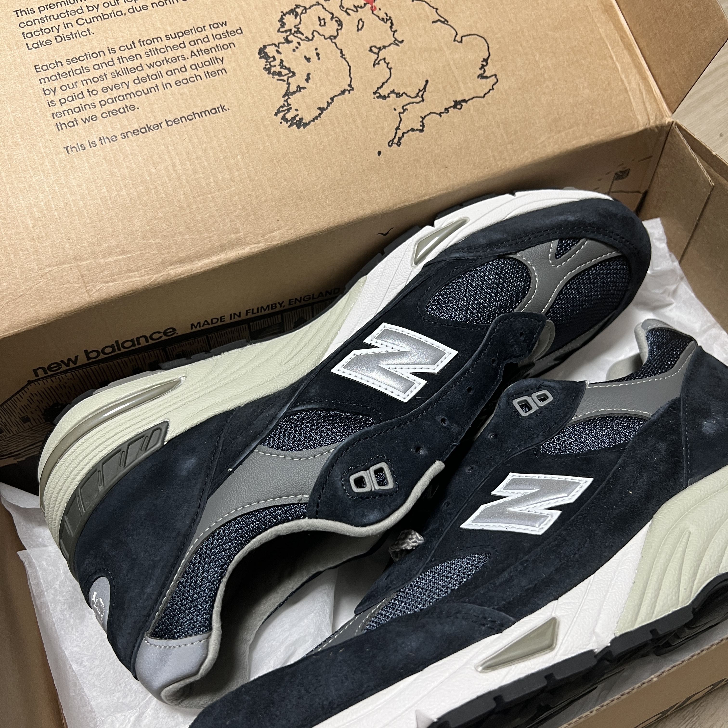 New Balance 991 Made in UK Navy 착용 스타일 - 2
