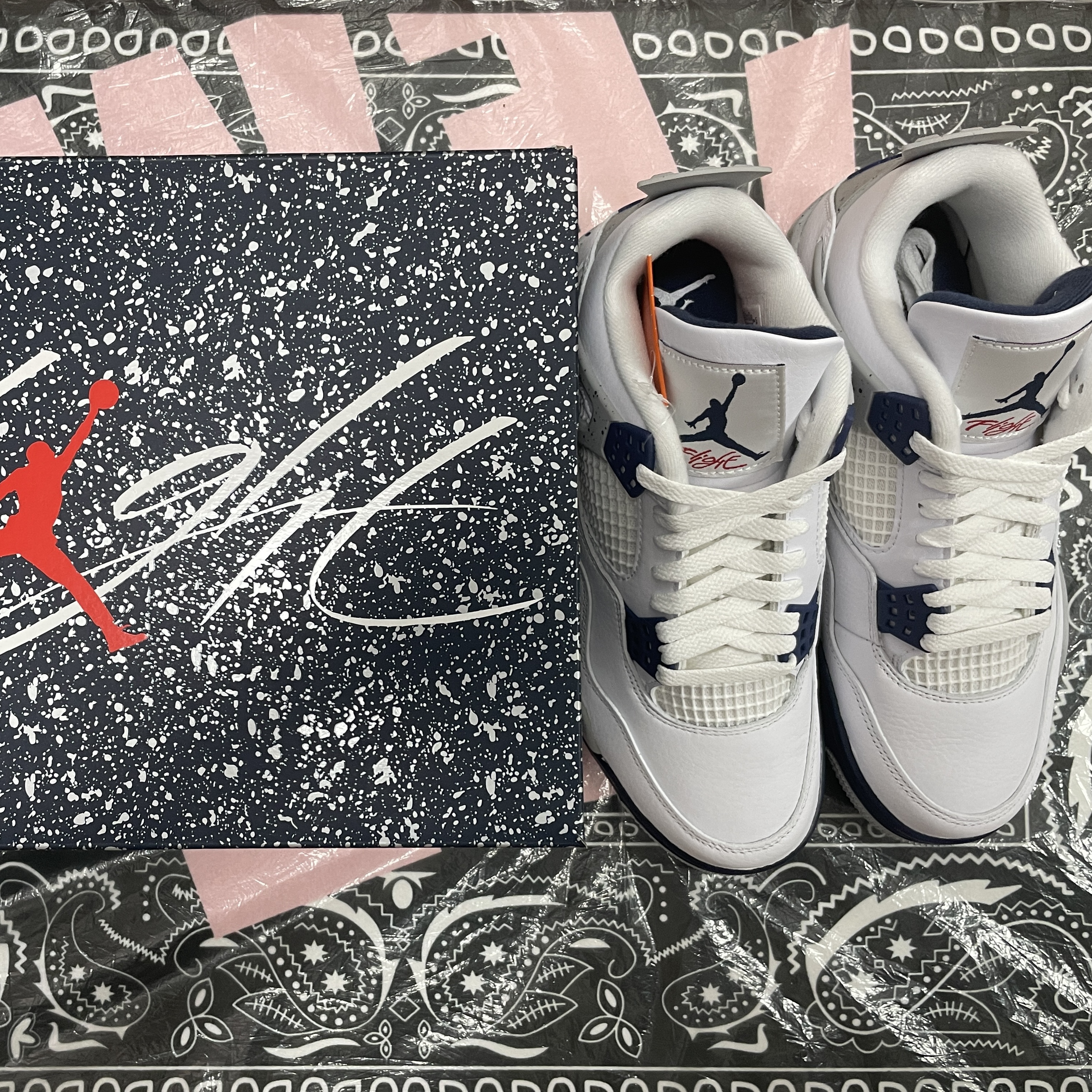 Jordan 4 Retro Midnight Navy 착용 스타일