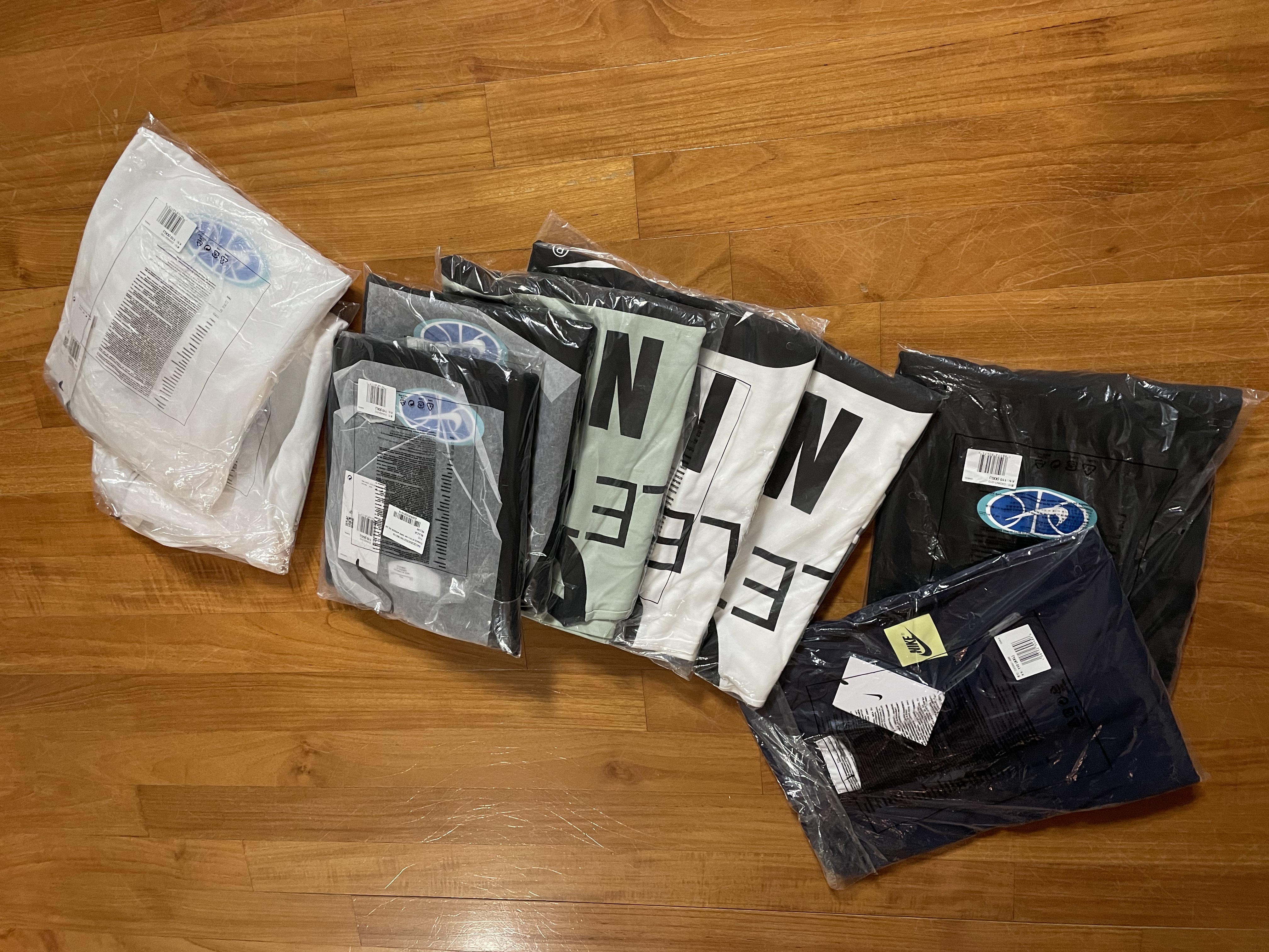 Nike NRG Massive DEPT T-Shirt White - Asia, Nike NRG Massive DEPT T-Shirt Seafoam - Asia 착용 스타일 - 1