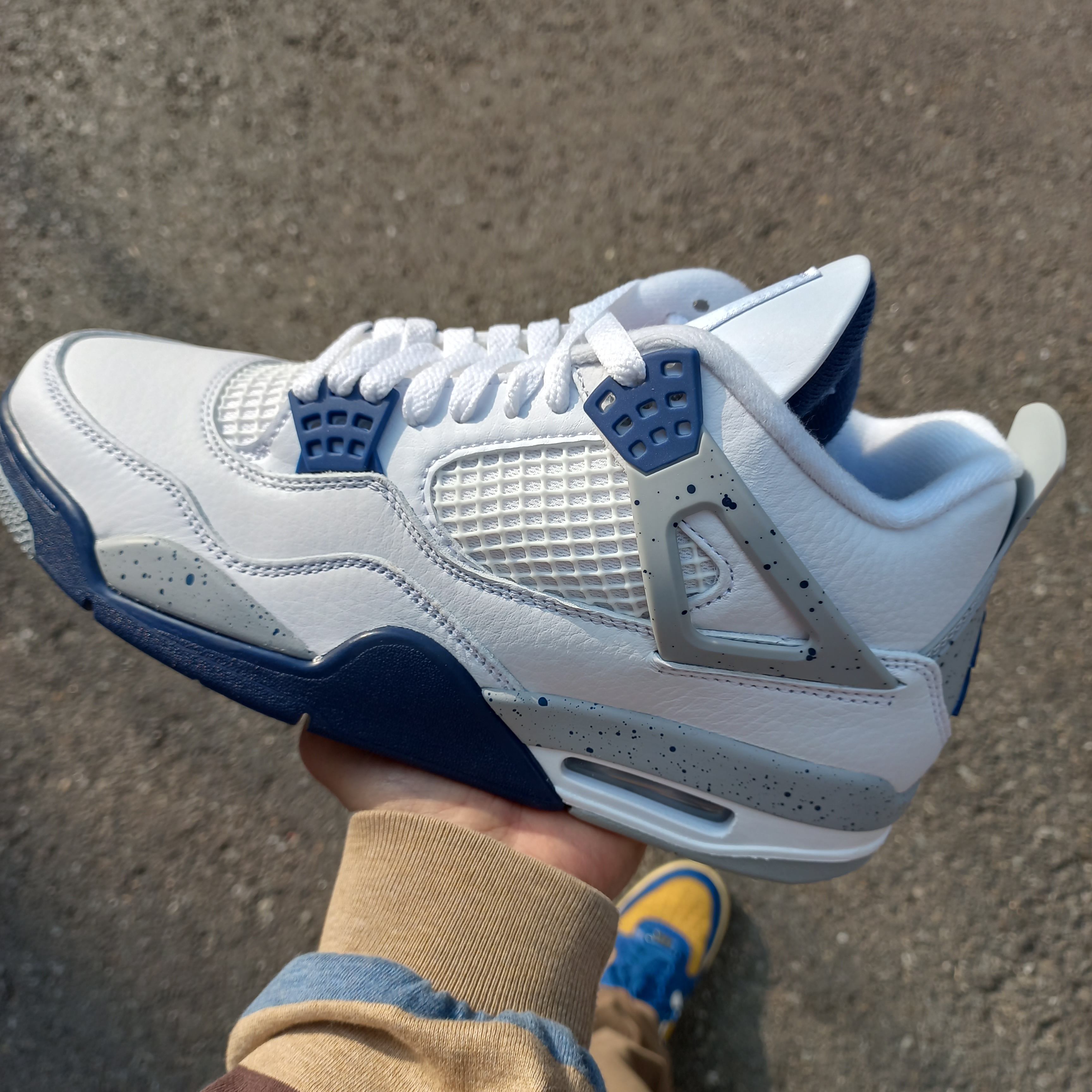 Jordan 4 Retro Midnight Navy 착용 스타일