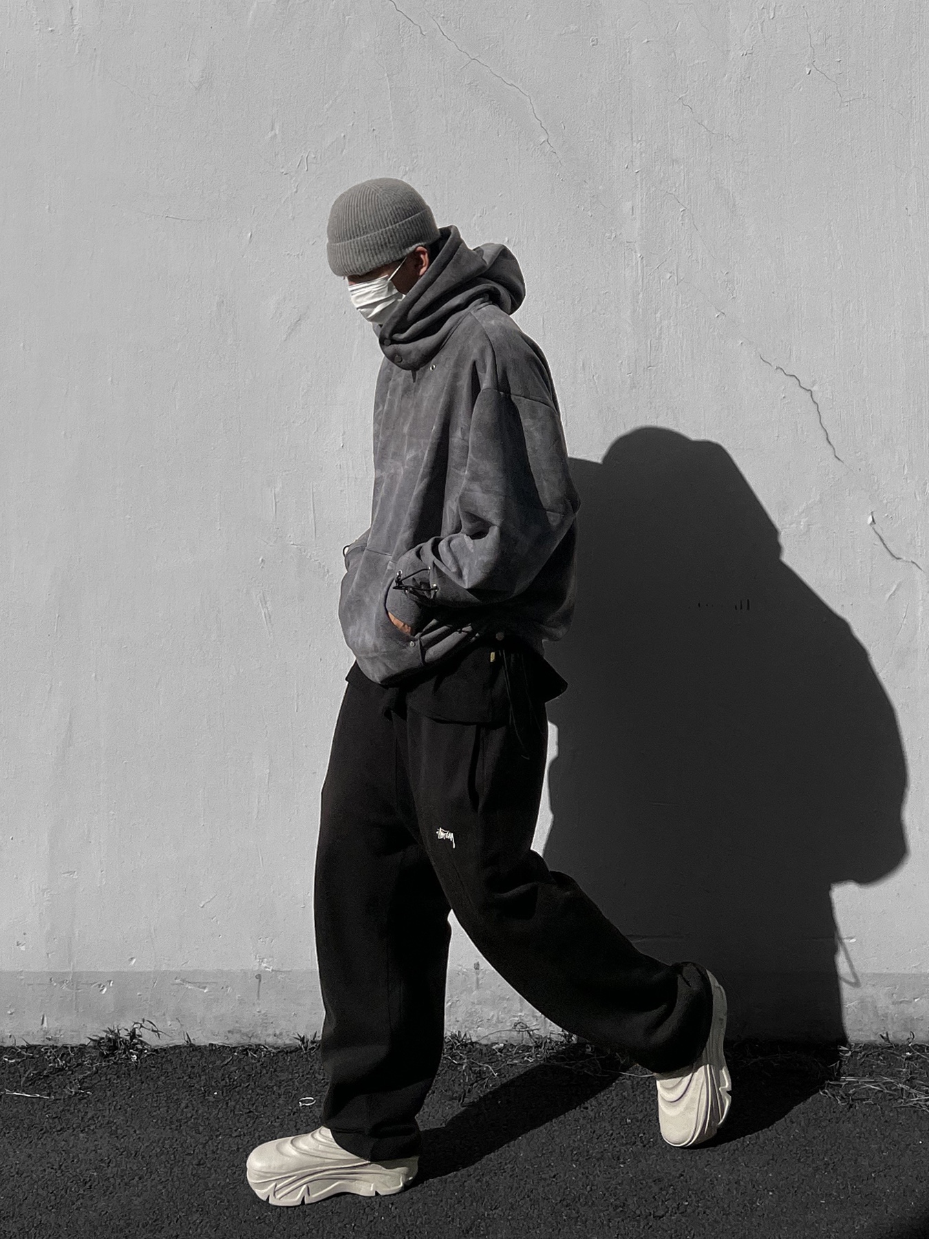 Stussy Overdyed Sweatpants Black 2021 착용 스타일 - 3
