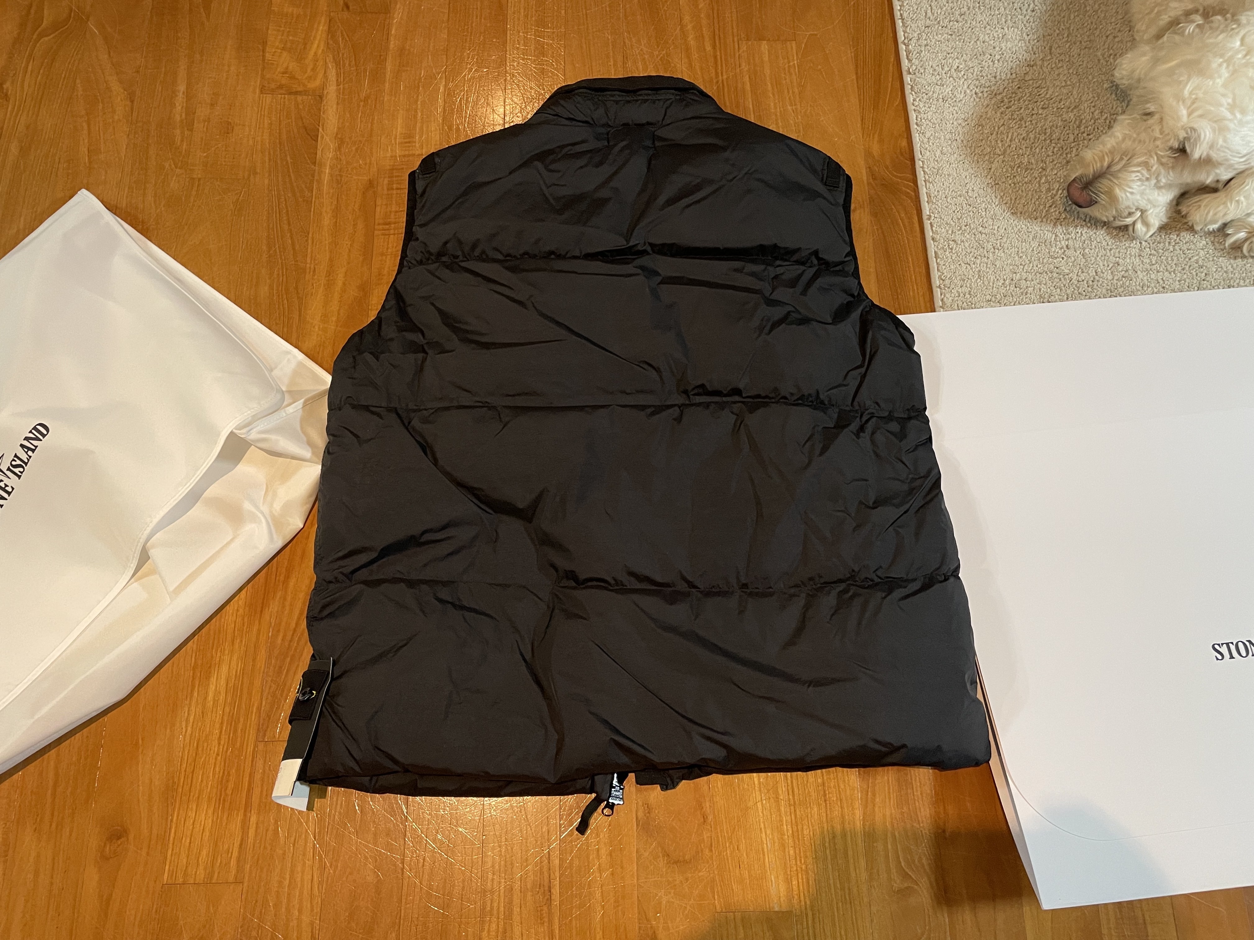 Stone Island G0123 Garment Dyed Crinkle Reps Nylon Down Vest Black - 22FW, (Kids) Stone Island 41136 Hooded Jacket Dark Grey - 22FW 착용 스타일 - 5