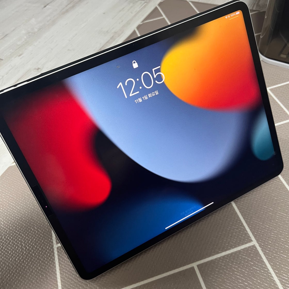 apple-ipad-pro-5th-ge-style-kream