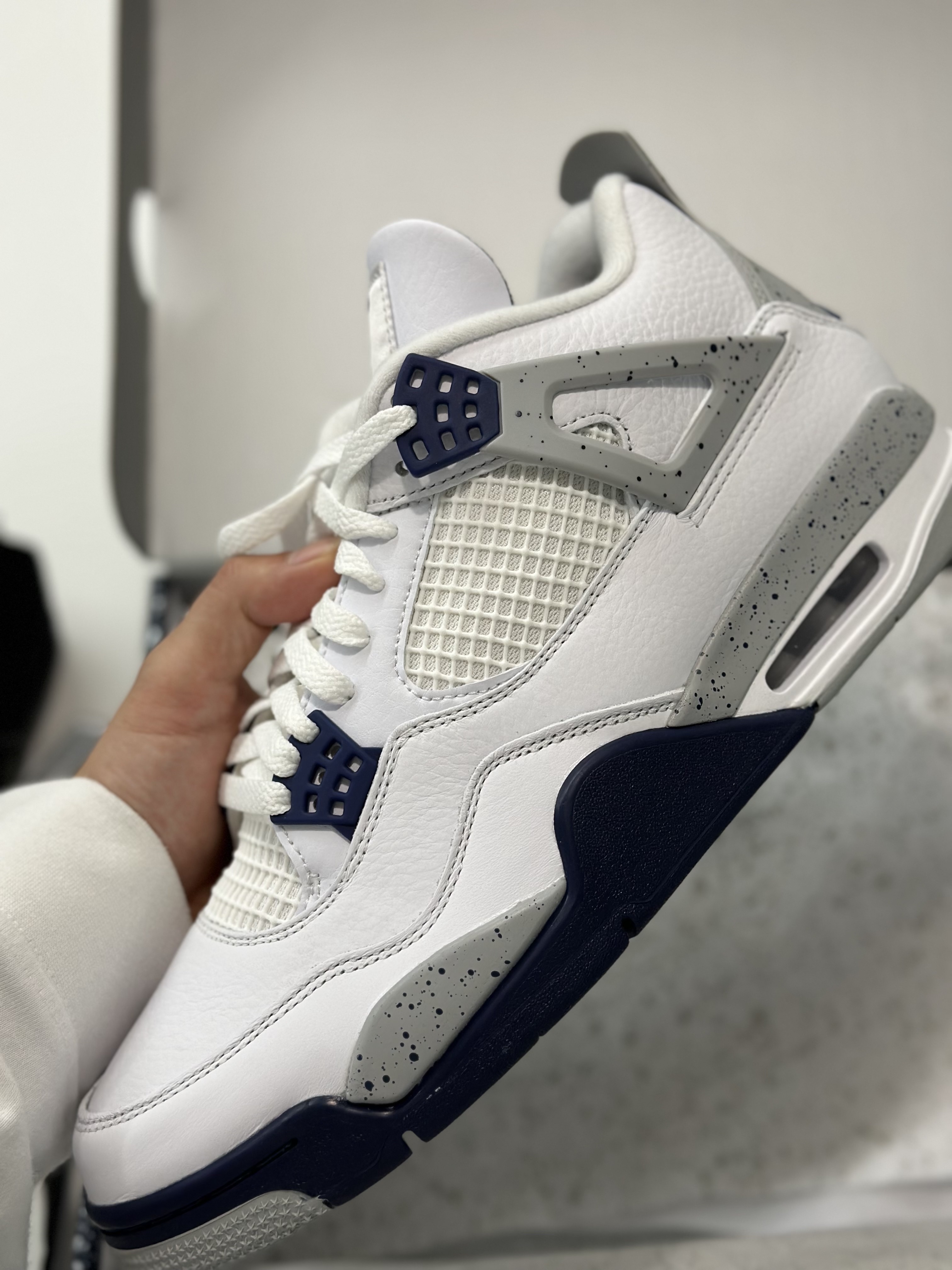 Jordan 4 Retro Midnight Navy 착용 스타일 - 2