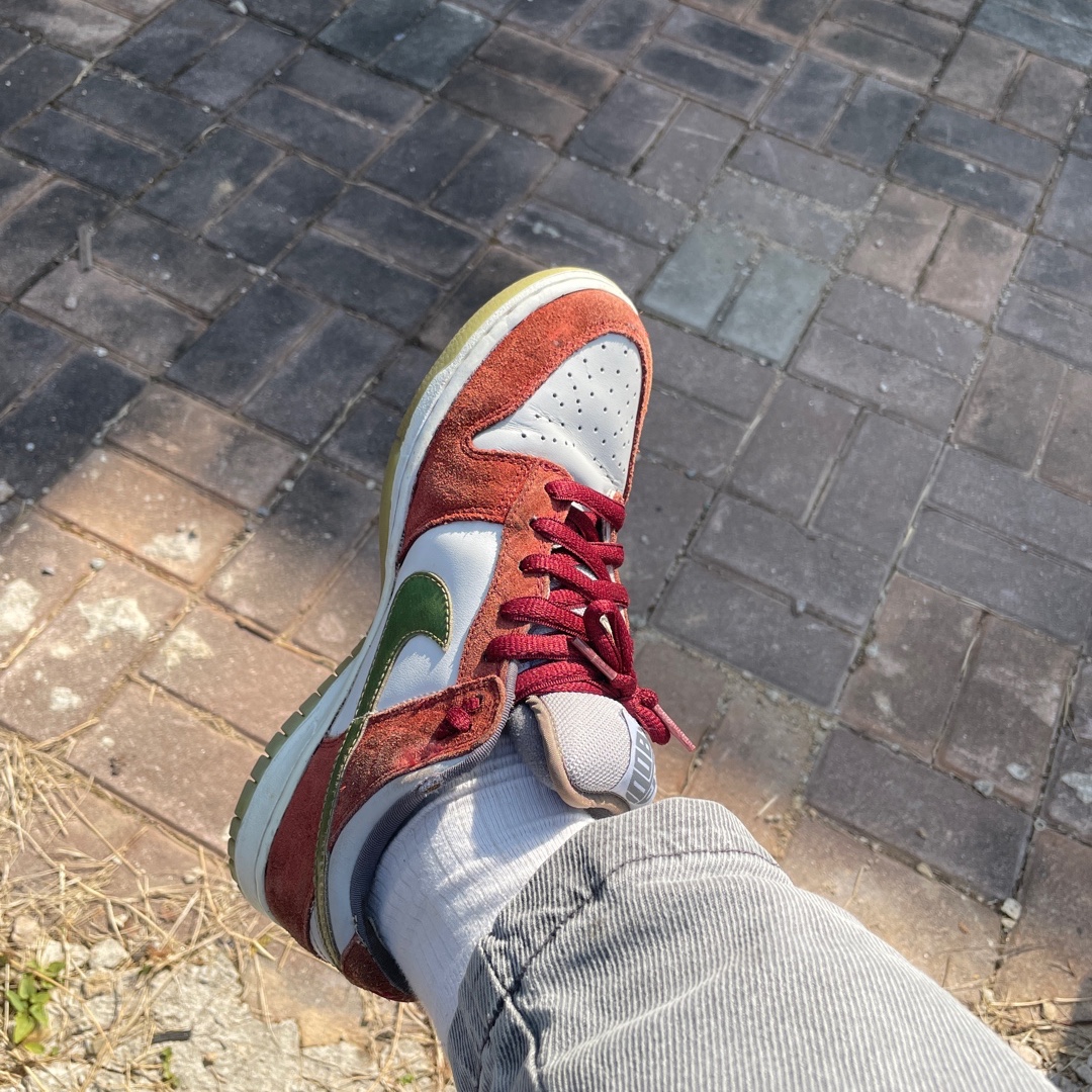 Nike SB Dunk Low Shanghai 2004 착용 스타일