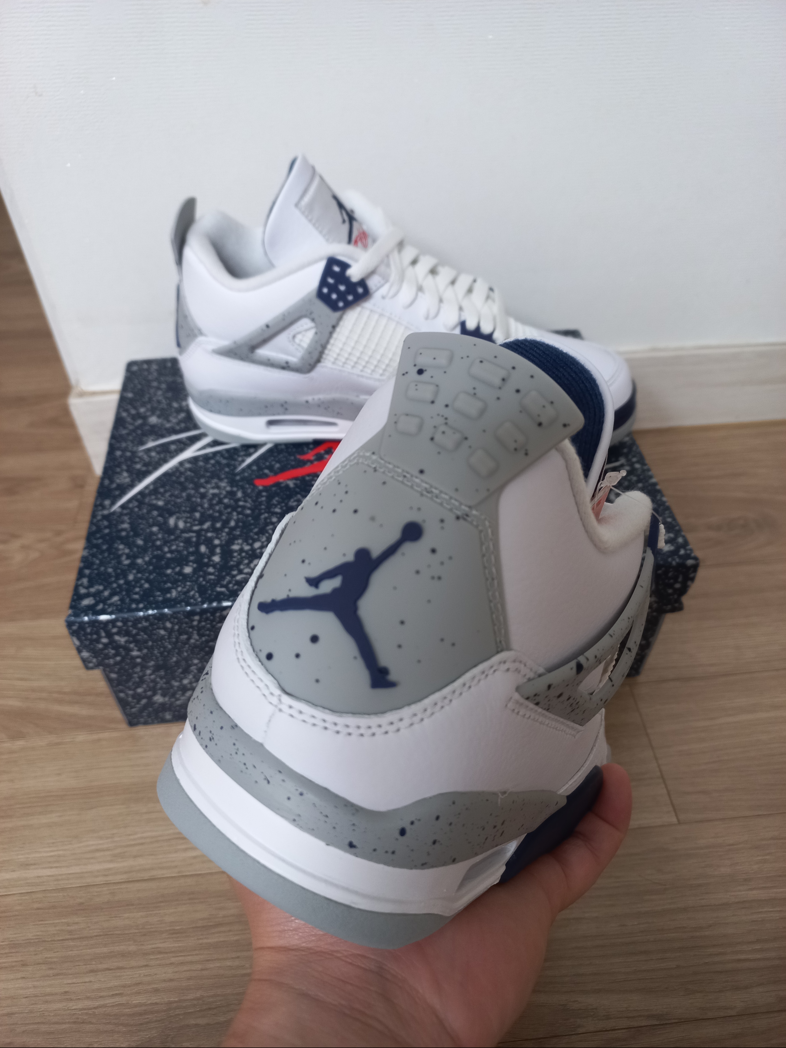 Jordan 4 Retro Midnight Navy 착용 스타일 - 2