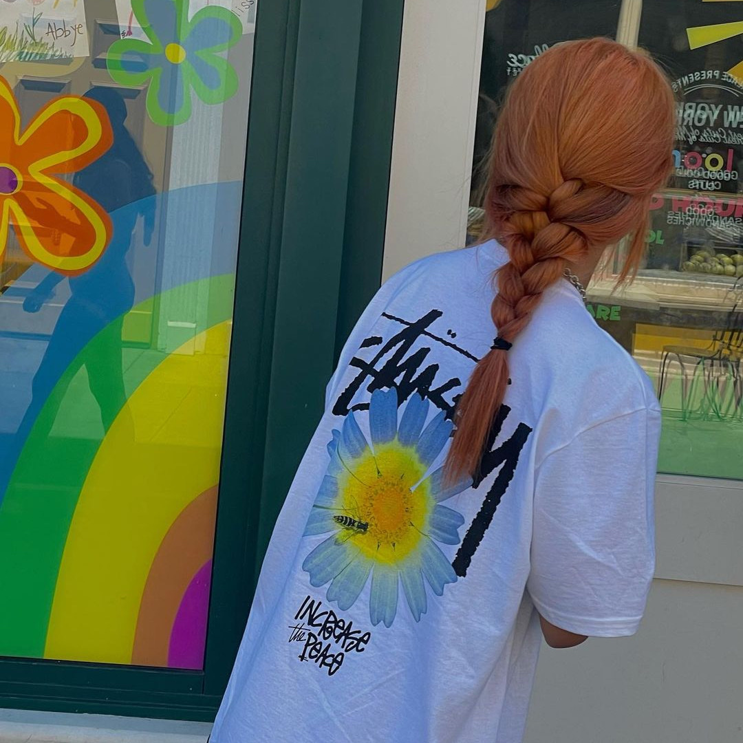 Stussy ITP Flower T-Shirt White 착용 스타일 - 2