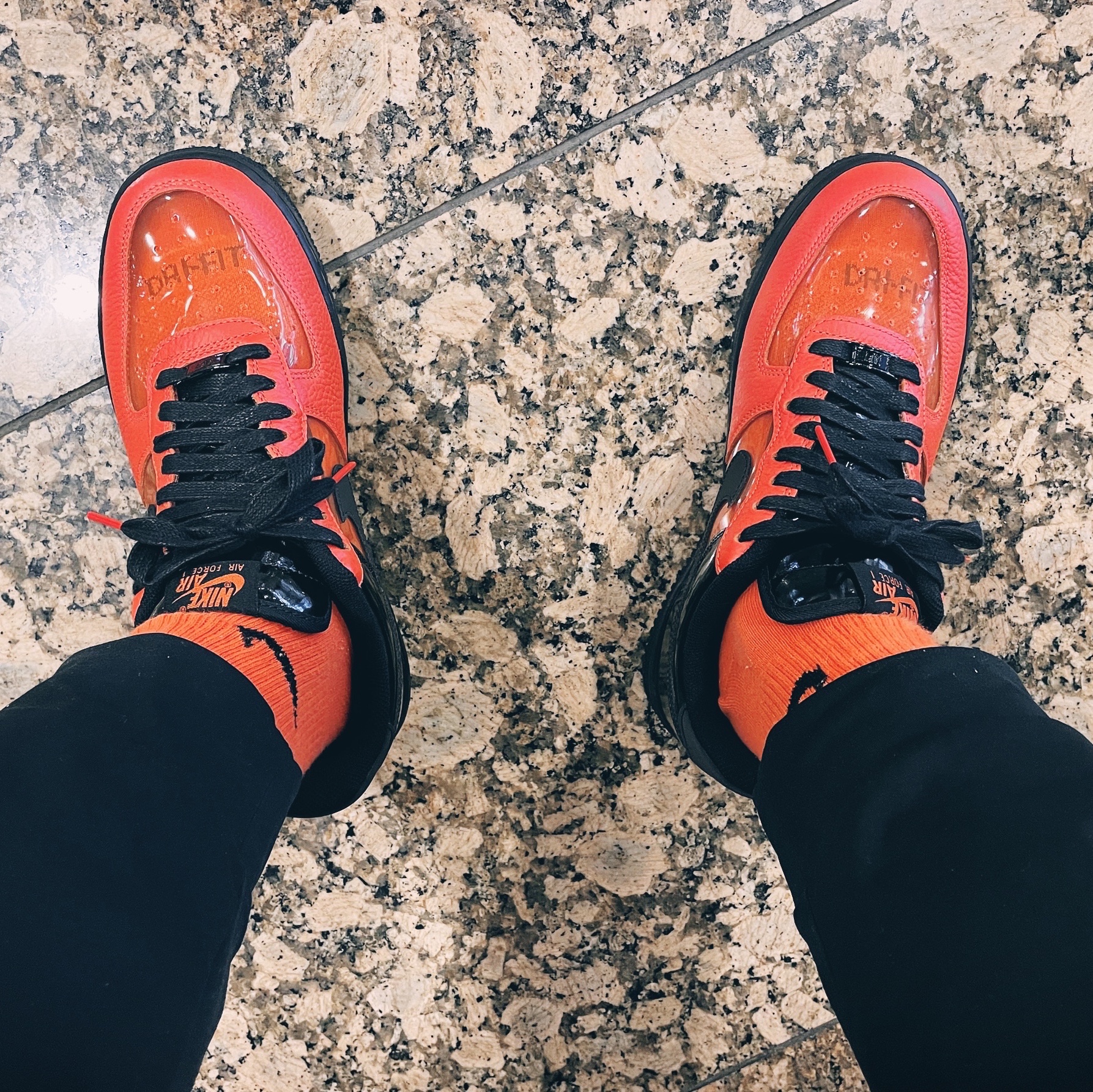 Nike Air Force 1 Low Shibuya Halloween 착용 스타일