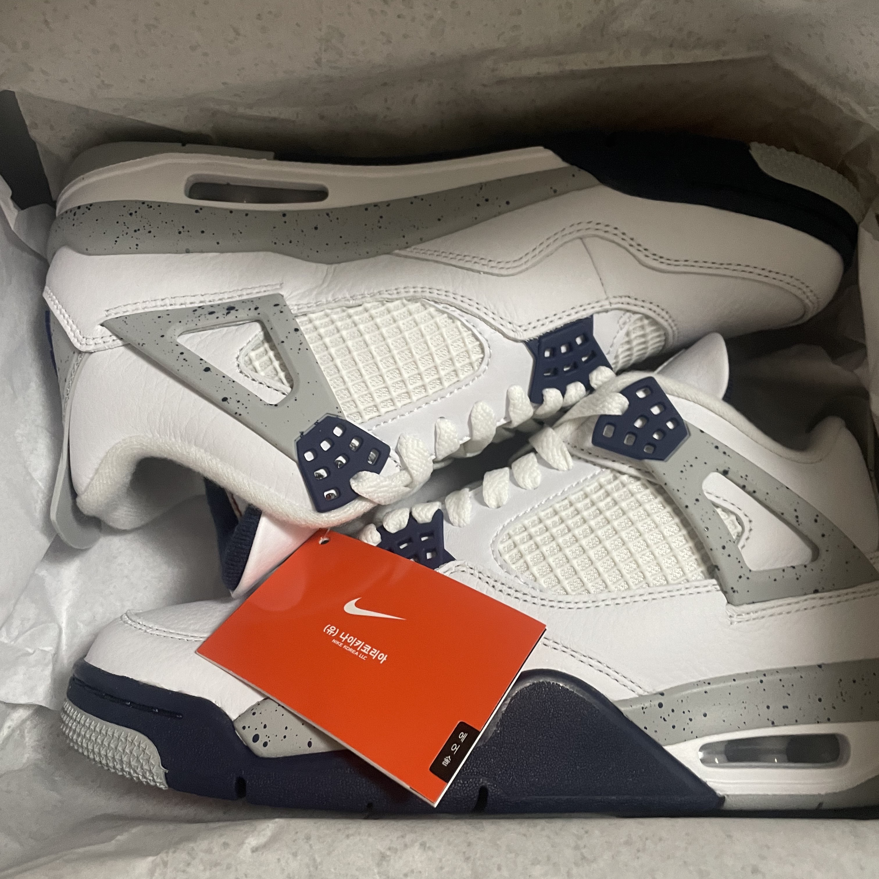 Jordan 4 Retro Midnight Navy 착용 스타일
