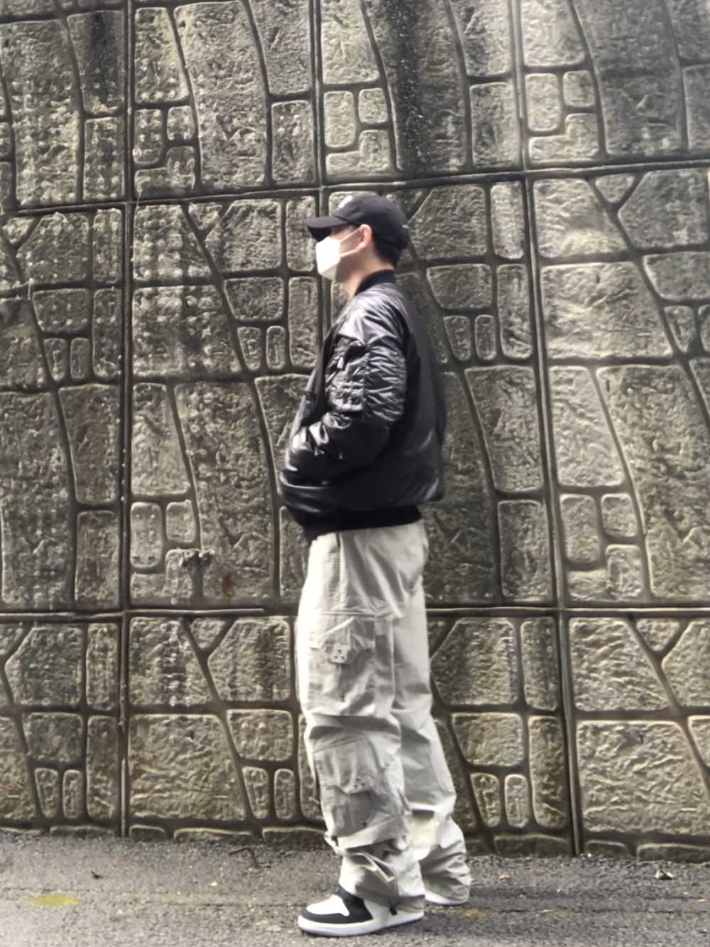 Darkr8m Studio White Logo Cap, Jordan 1 Retro High OG Bleached Coral 착용 스타일