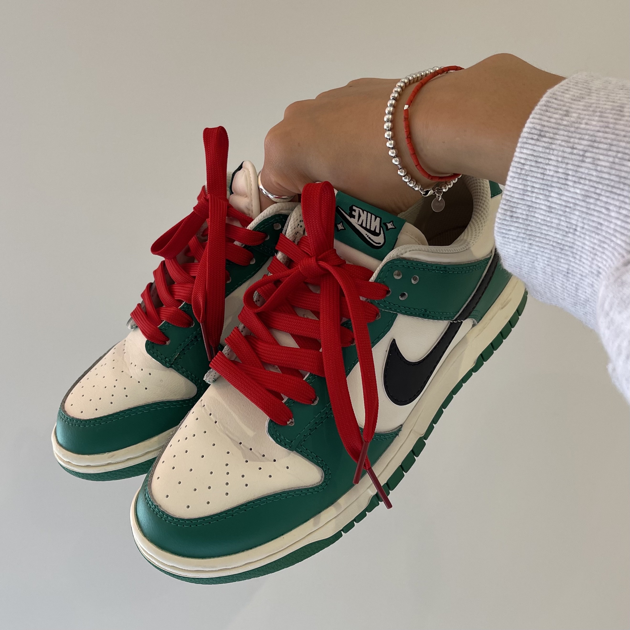 Nike Dunk Low Retro SE Jackpot Malachite 착용 스타일 - 1