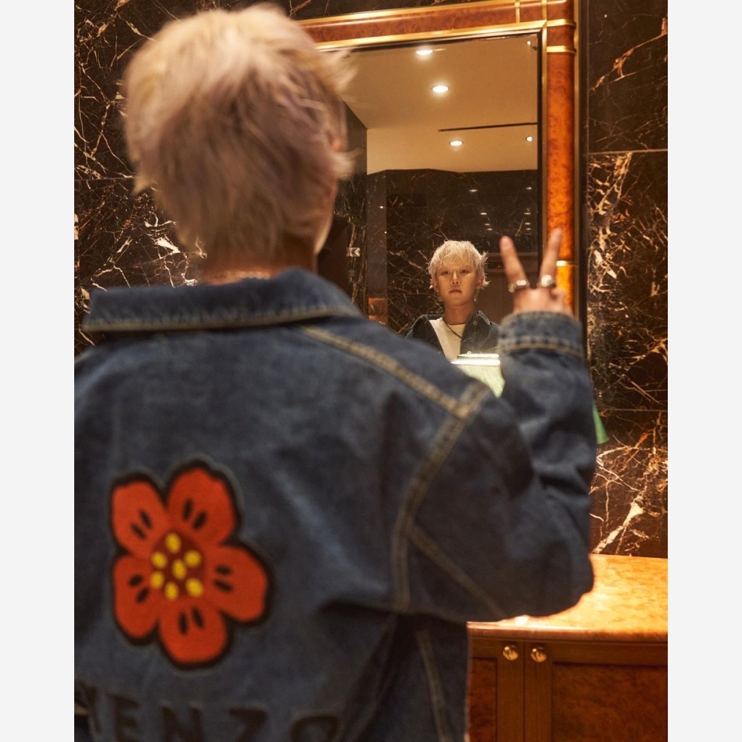 Kenzo Boke Flower Embroidery Denim Trucker Jacket Navy Blue 착용 스타일 - 3