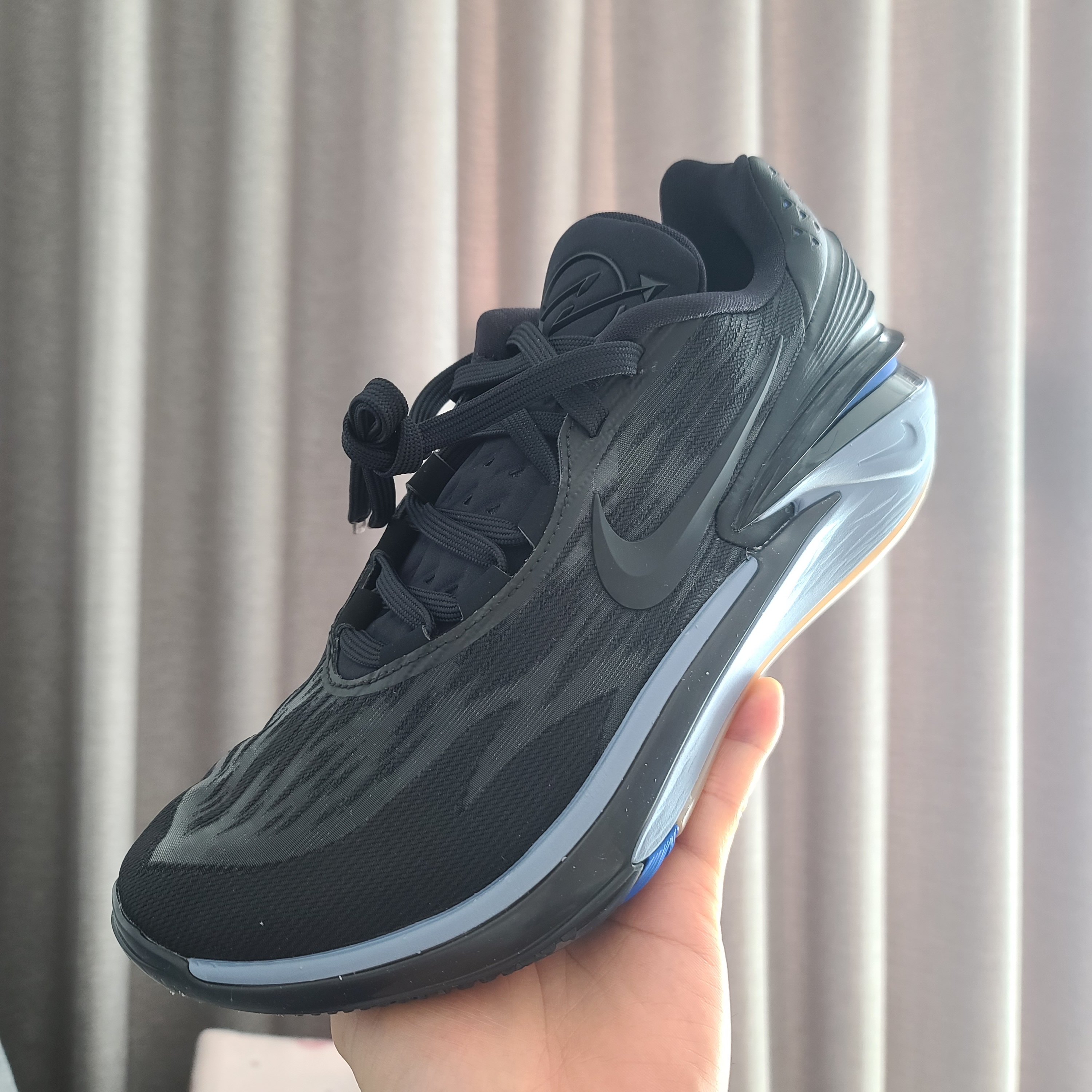 Nike Air Zoom GT Cut 2 Black Racer Blue 착용 스타일