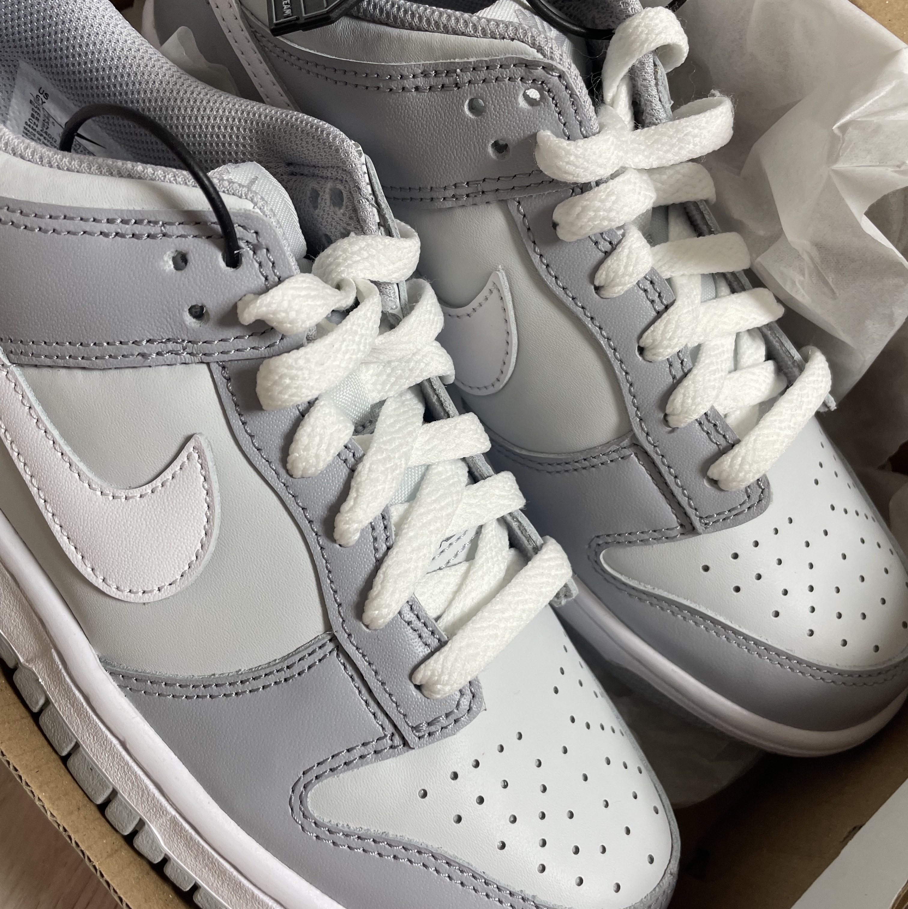 (GS) Nike Dunk Low Wolf Grey 착용 스타일