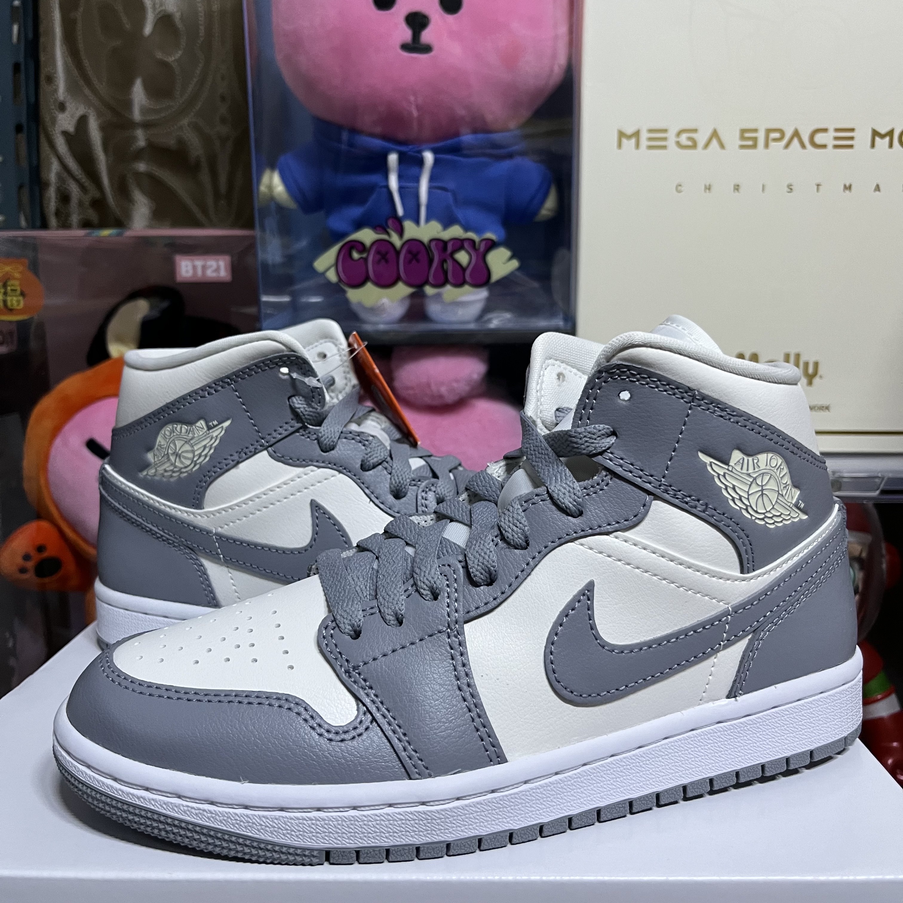 (W) Jordan 1 Mid Sail Stealth 착용 스타일
