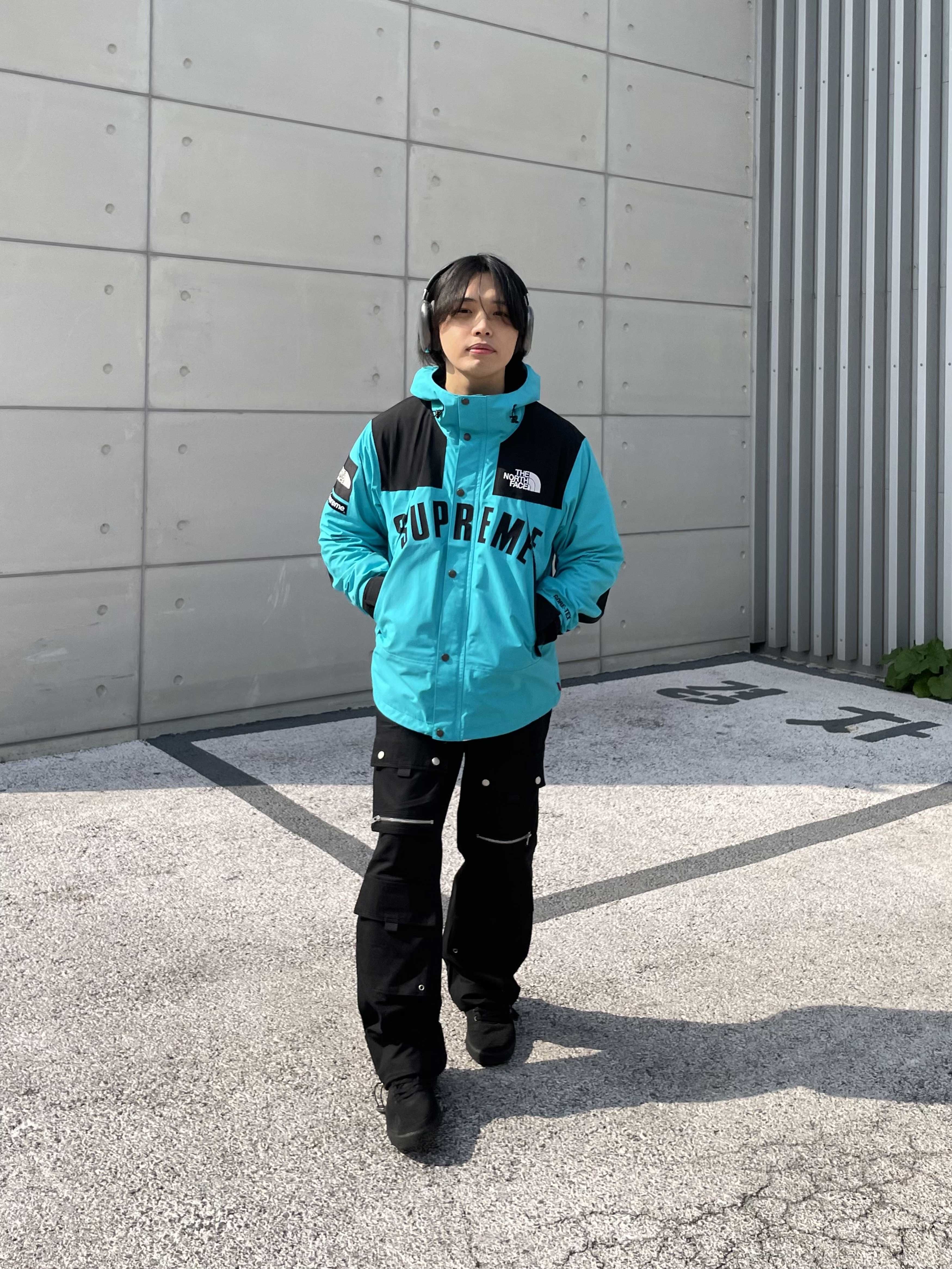 Supreme x The North Face Arc Logo Mountain Parka Teal - 19SS, Vans x Neighborhood ComfyCush Era Black 착용 스타일 - 5