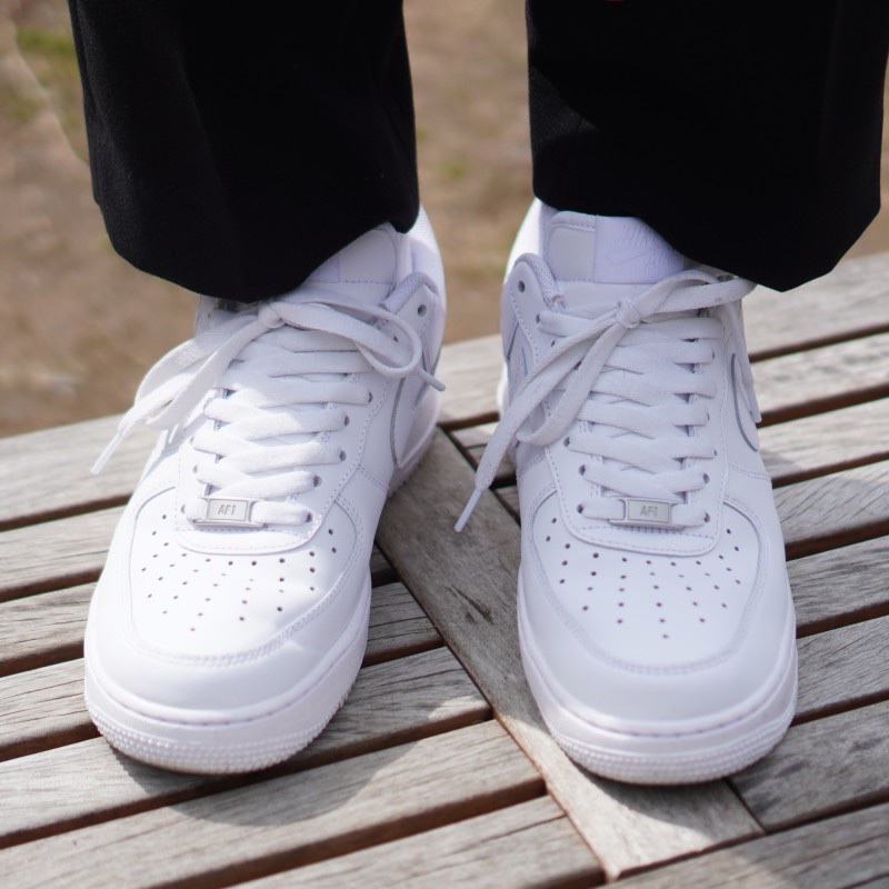 Nike Air Force 1 '07 Low White 착용 스타일 - 3